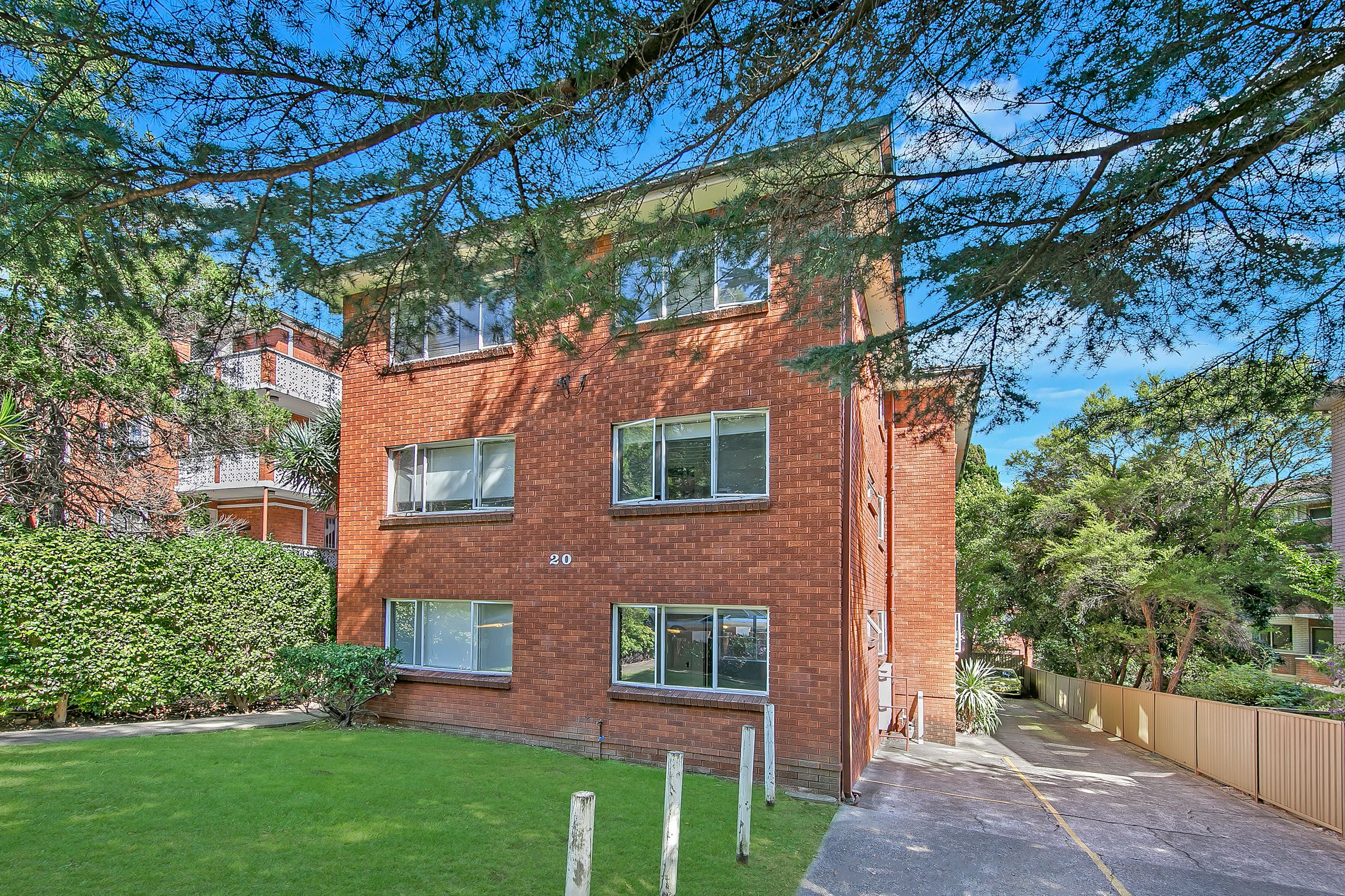 20 Bank Street, Meadowbank NSW 2114