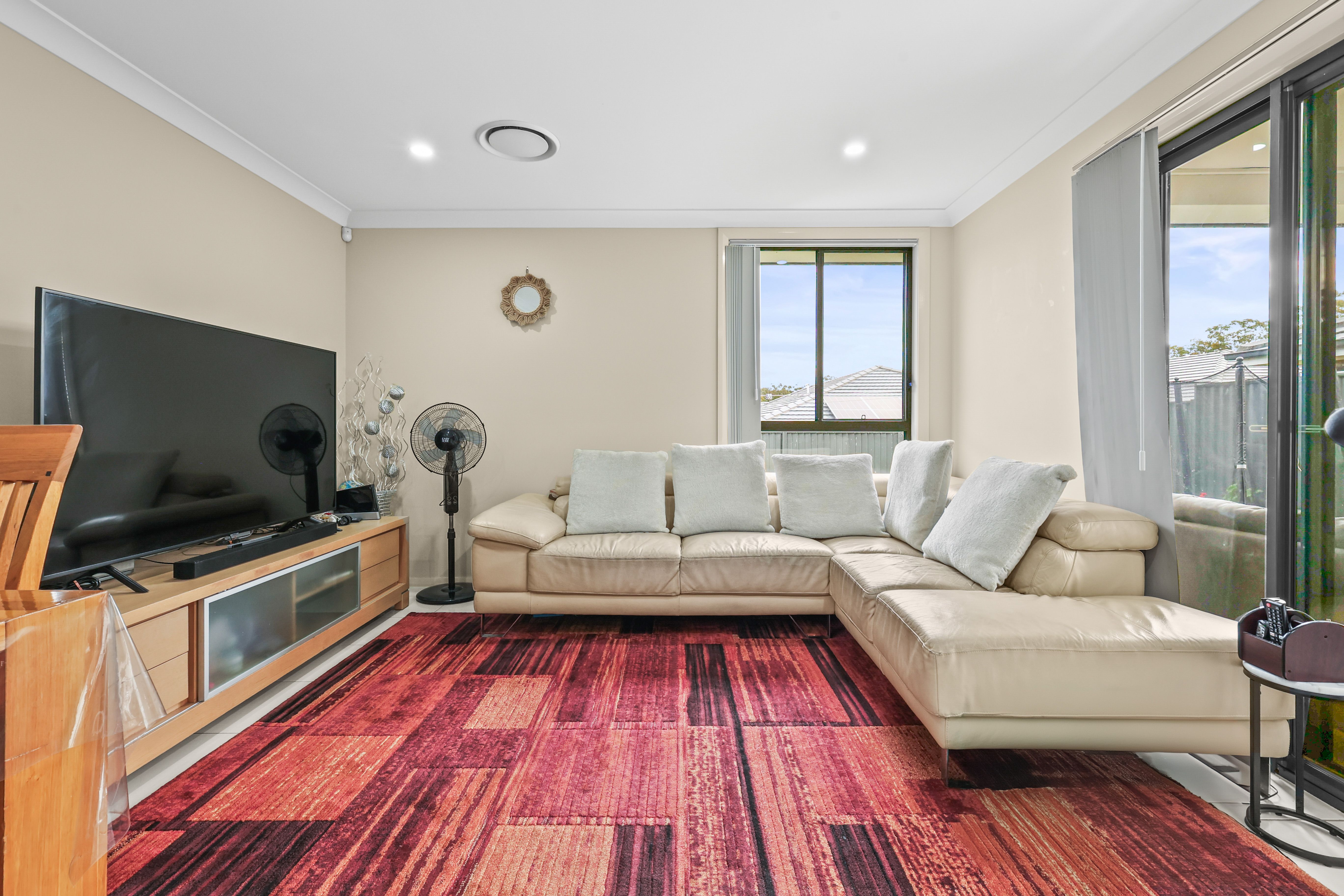 9 Artillery Street, JORDAN SPRINGS, NSW 2747