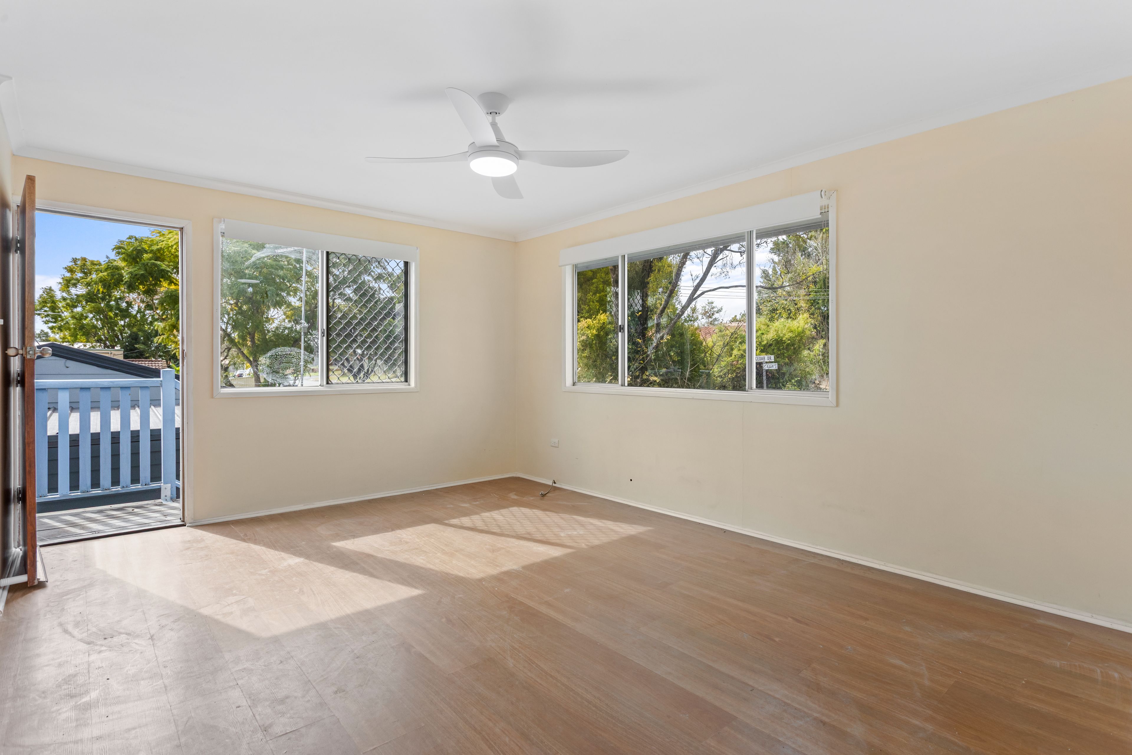 8 Cedar Drive — photo 3 of 11