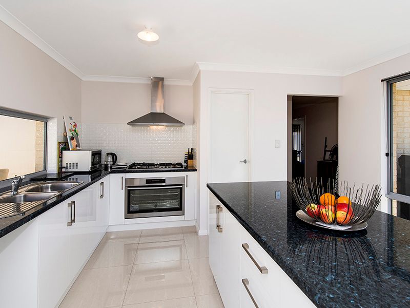 31 Forward Street, Baldivis, WA 6171