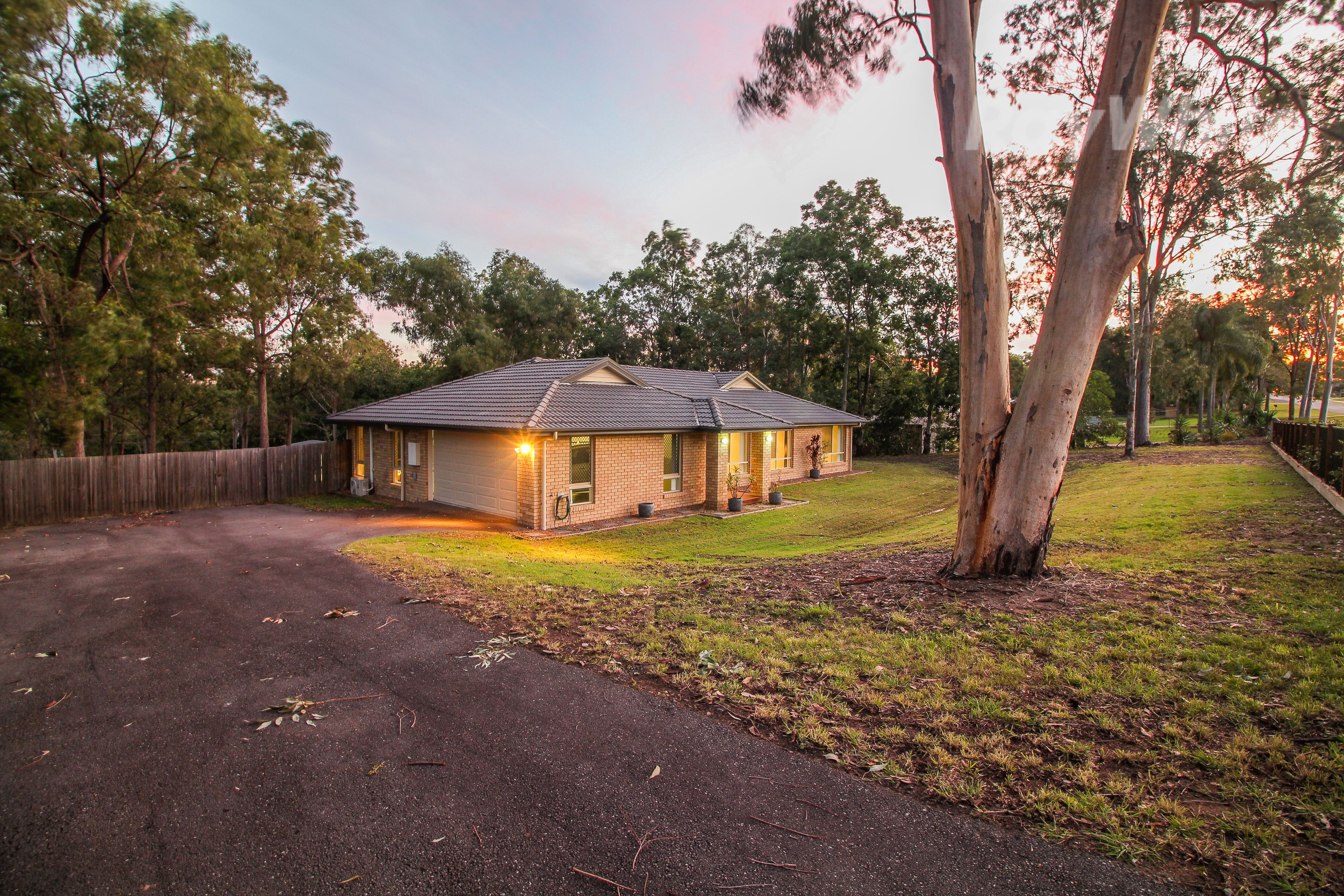 55 Hume Street, Barellan Point, QLD 4306