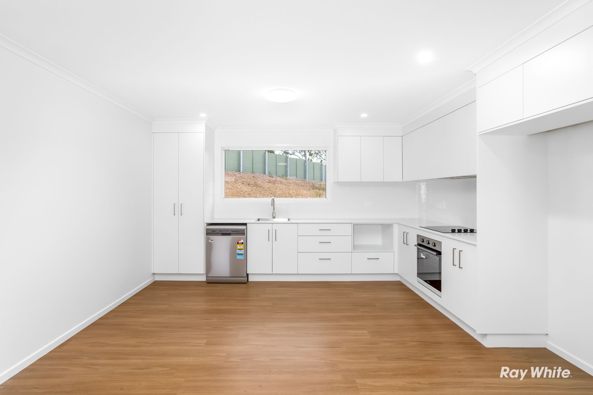 11 North Place, Hidden Valley, QLD 4703