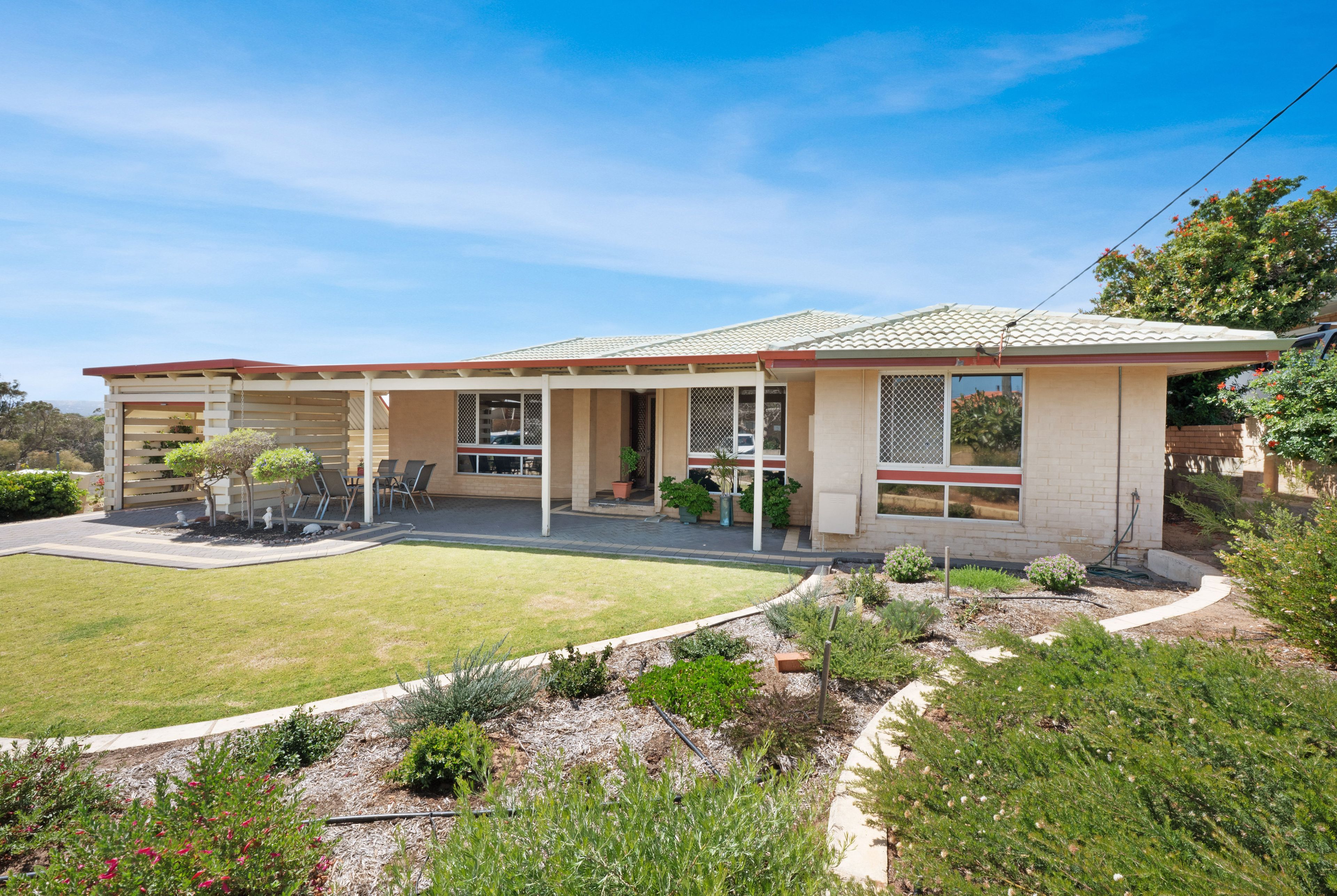 24 Lorna Street, Beresford, WA 6530