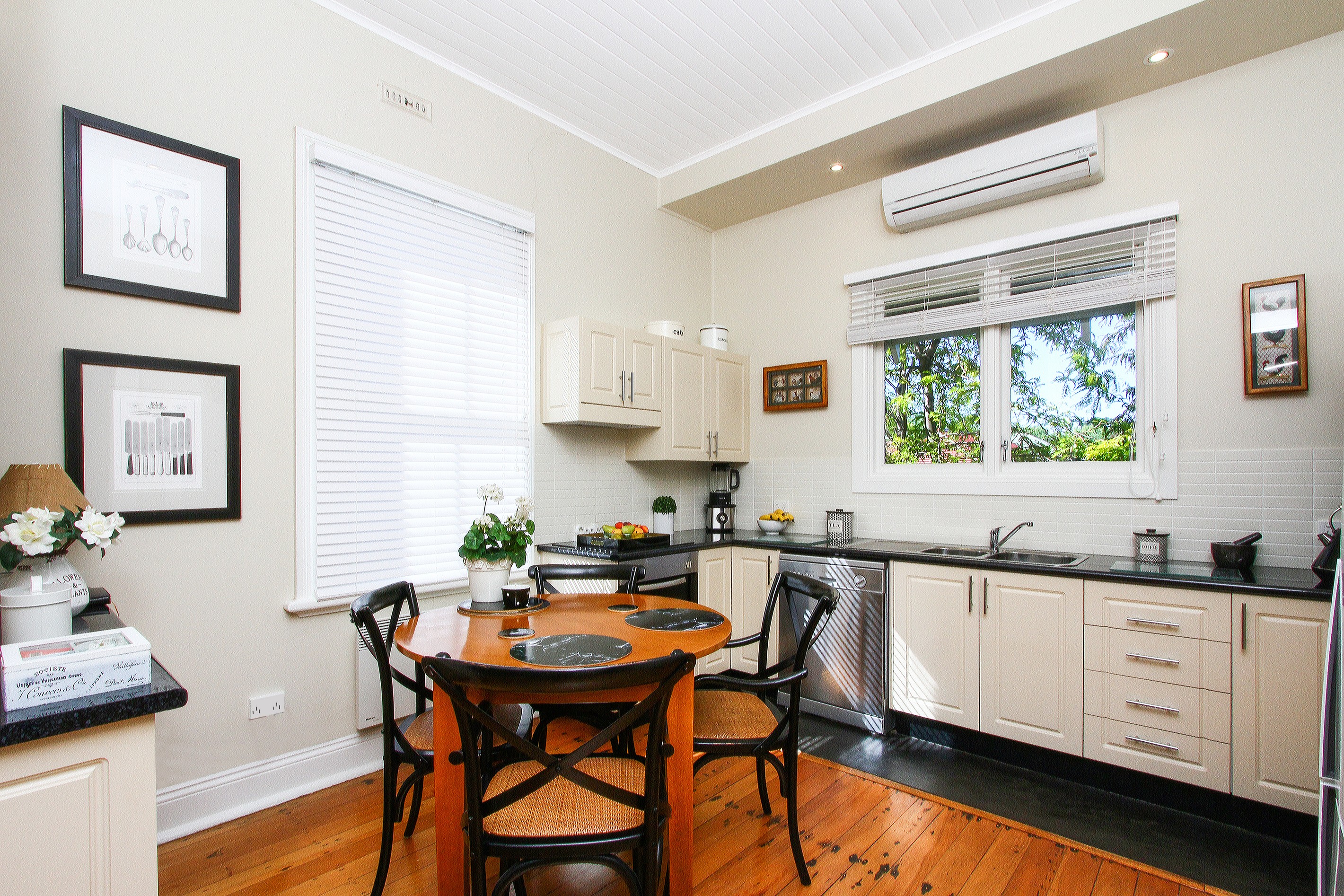 16 Marsden Street, Crookwell, NSW 2583