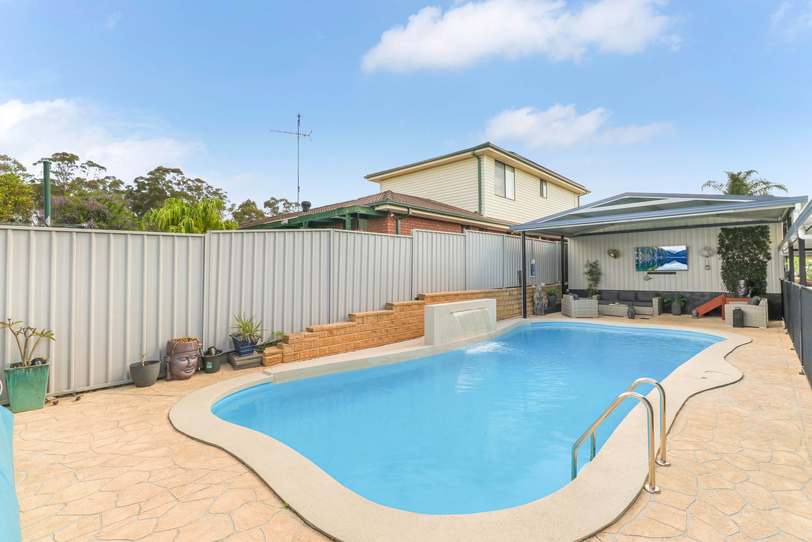4 Newmoon Place, St Clair, NSW 2759