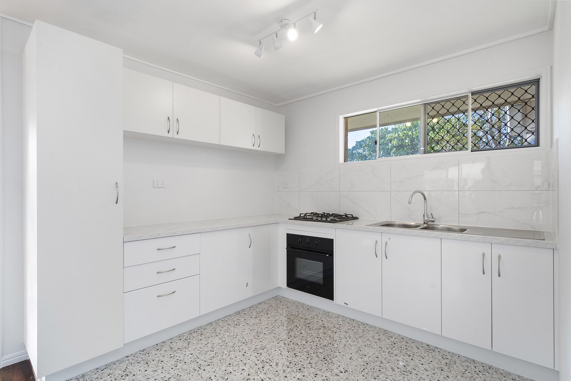 8 Opal Street, Slacks Creek QLD 4127