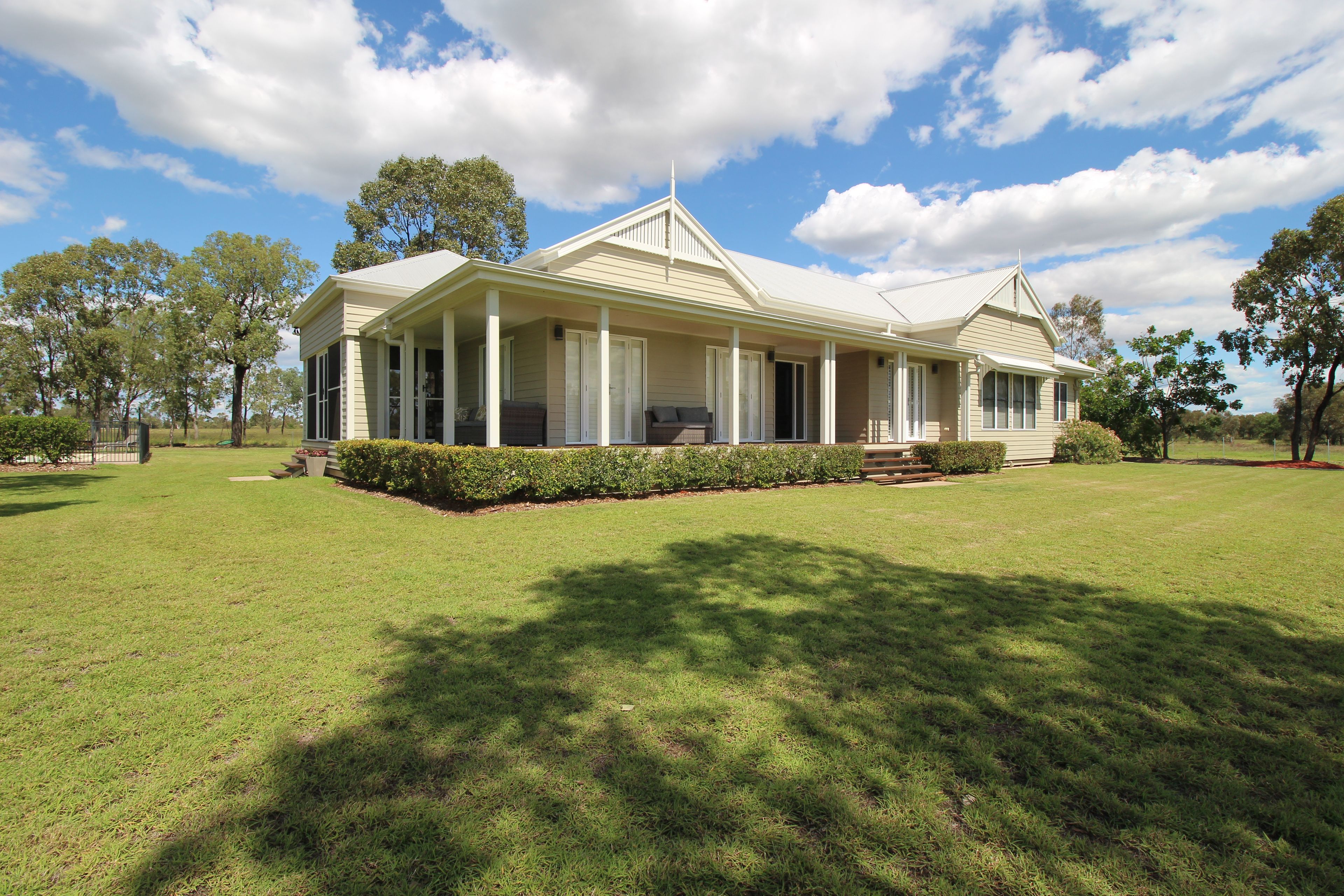 222 Glengallan Road, Emerald, QLD 4720