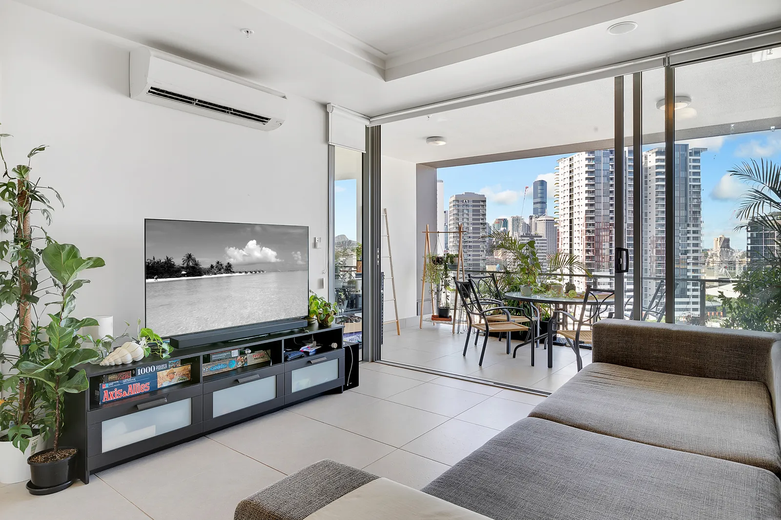 1405/41-45 Boundary Street, South Brisbane