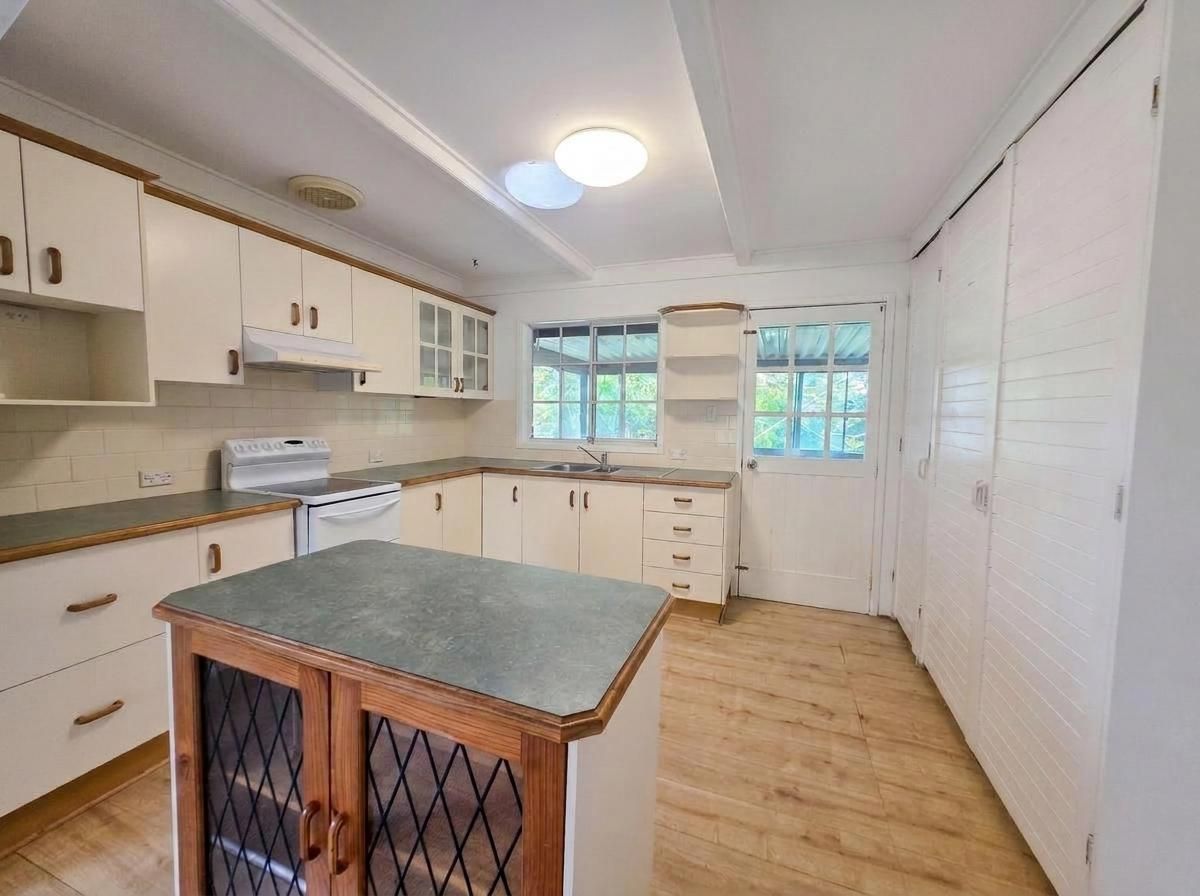 54 Minnamurra Road — photo 3 of 10