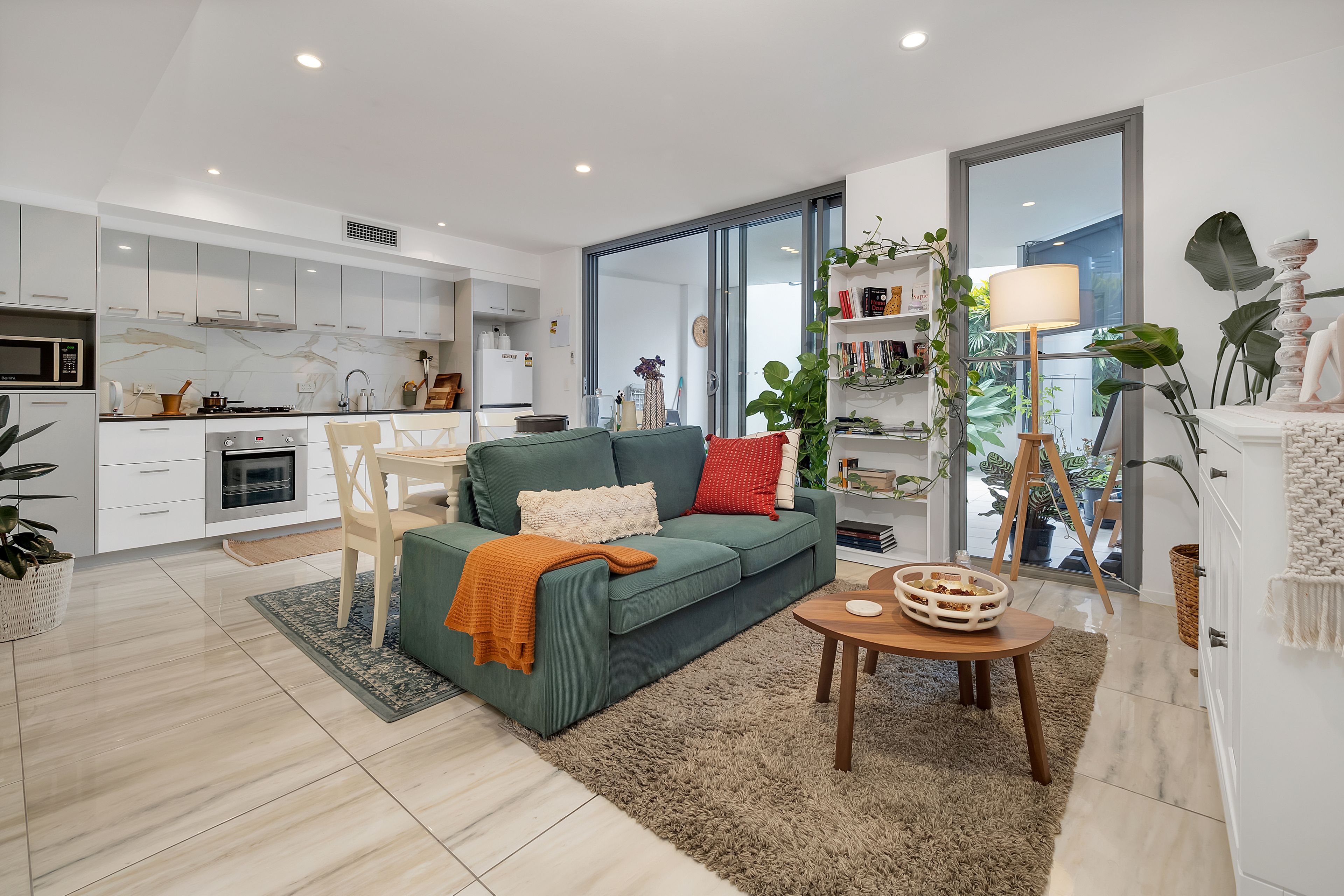 1/141 Dornoch Terrace, Highgate Hill, QLD 4101 Sold Apartment Ray