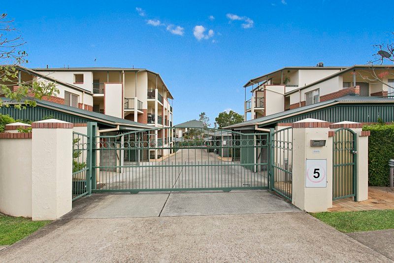 55 Hassall Street, Corinda QLD 4075