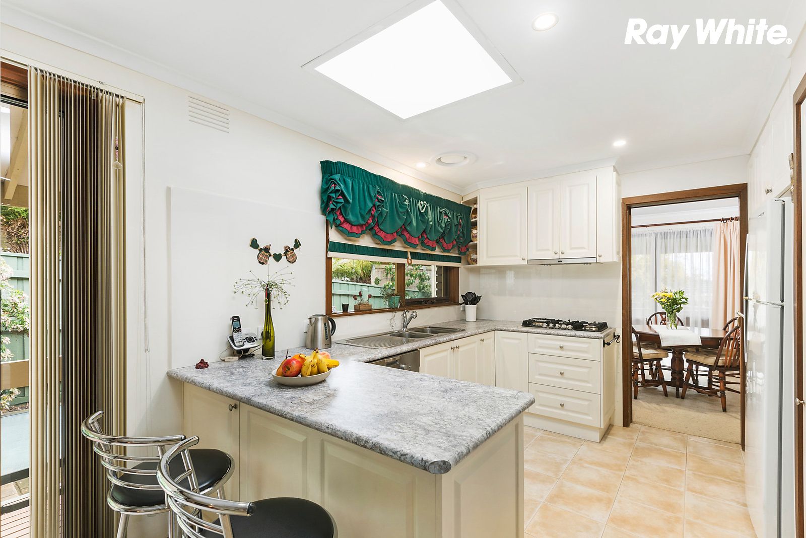 3 Parker Court, Endeavour Hills, VIC 3802