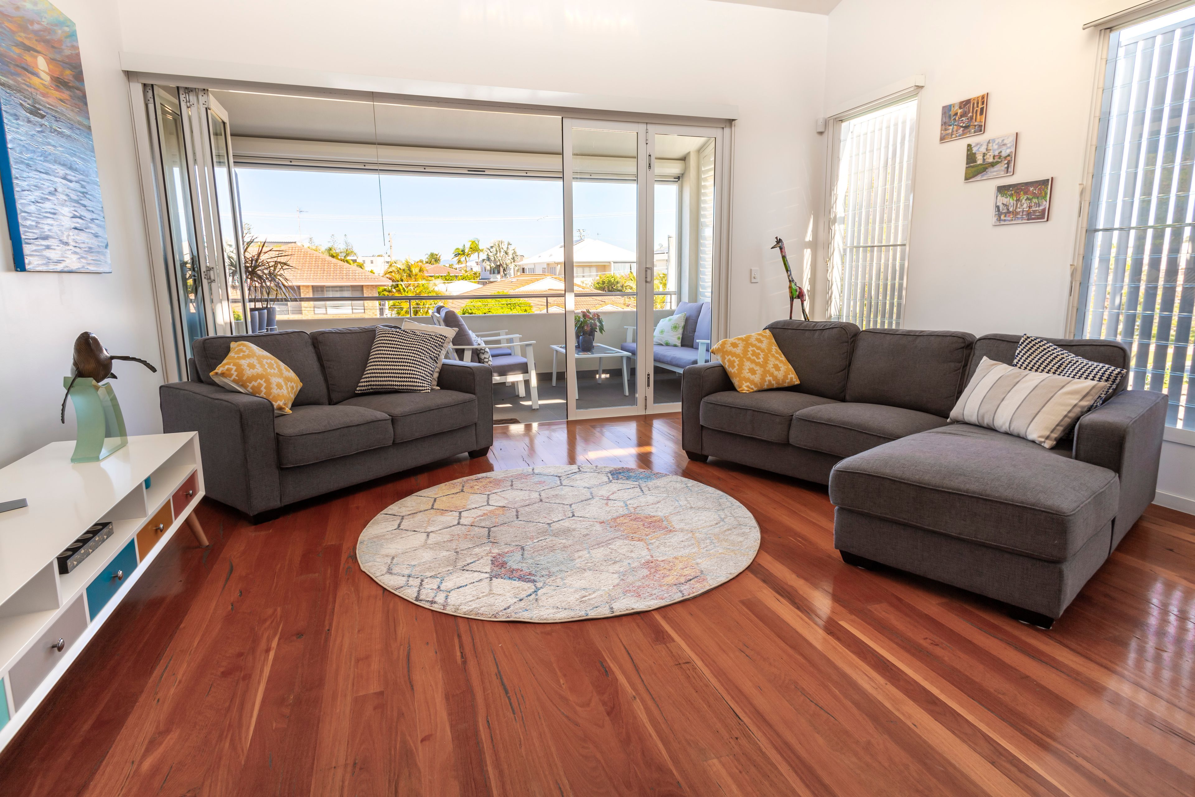 2/5 Muscovey Avenue, Paradise Point, QLD 4216
