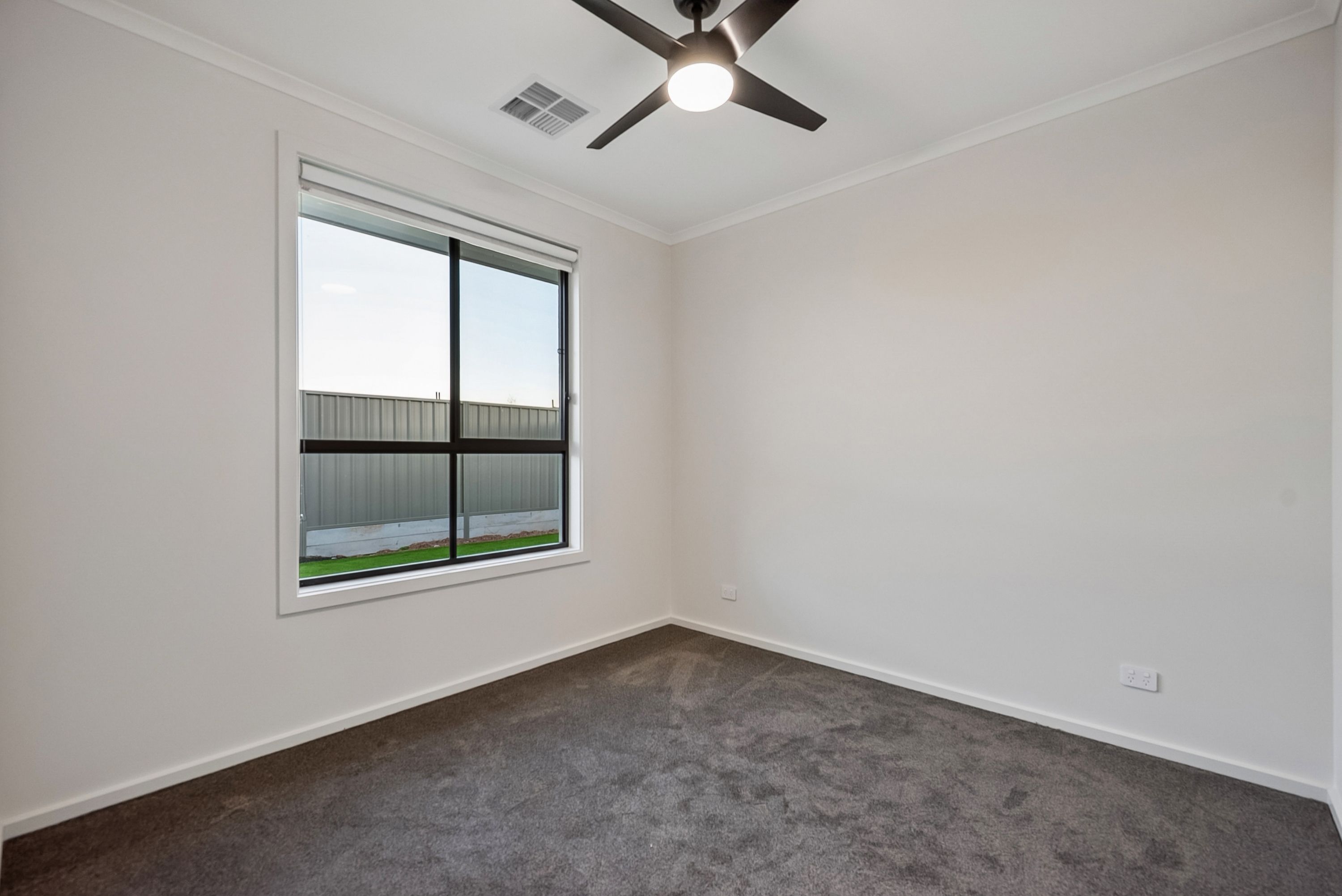 44 Leombruno Way — photo 10 of 16