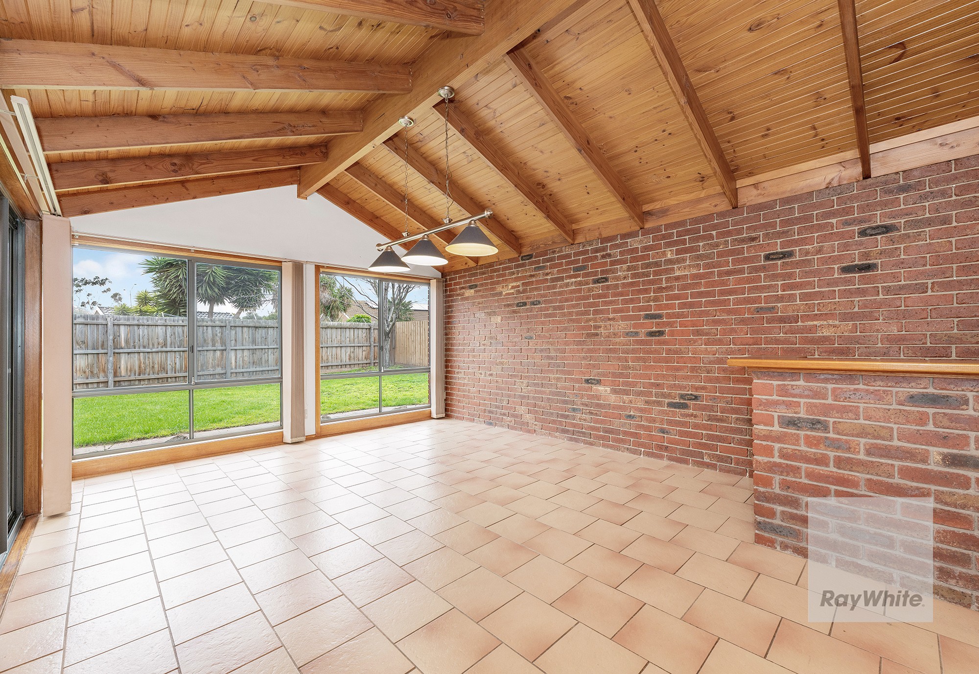 2 Anita Court, Taylors Lakes, VIC 3038