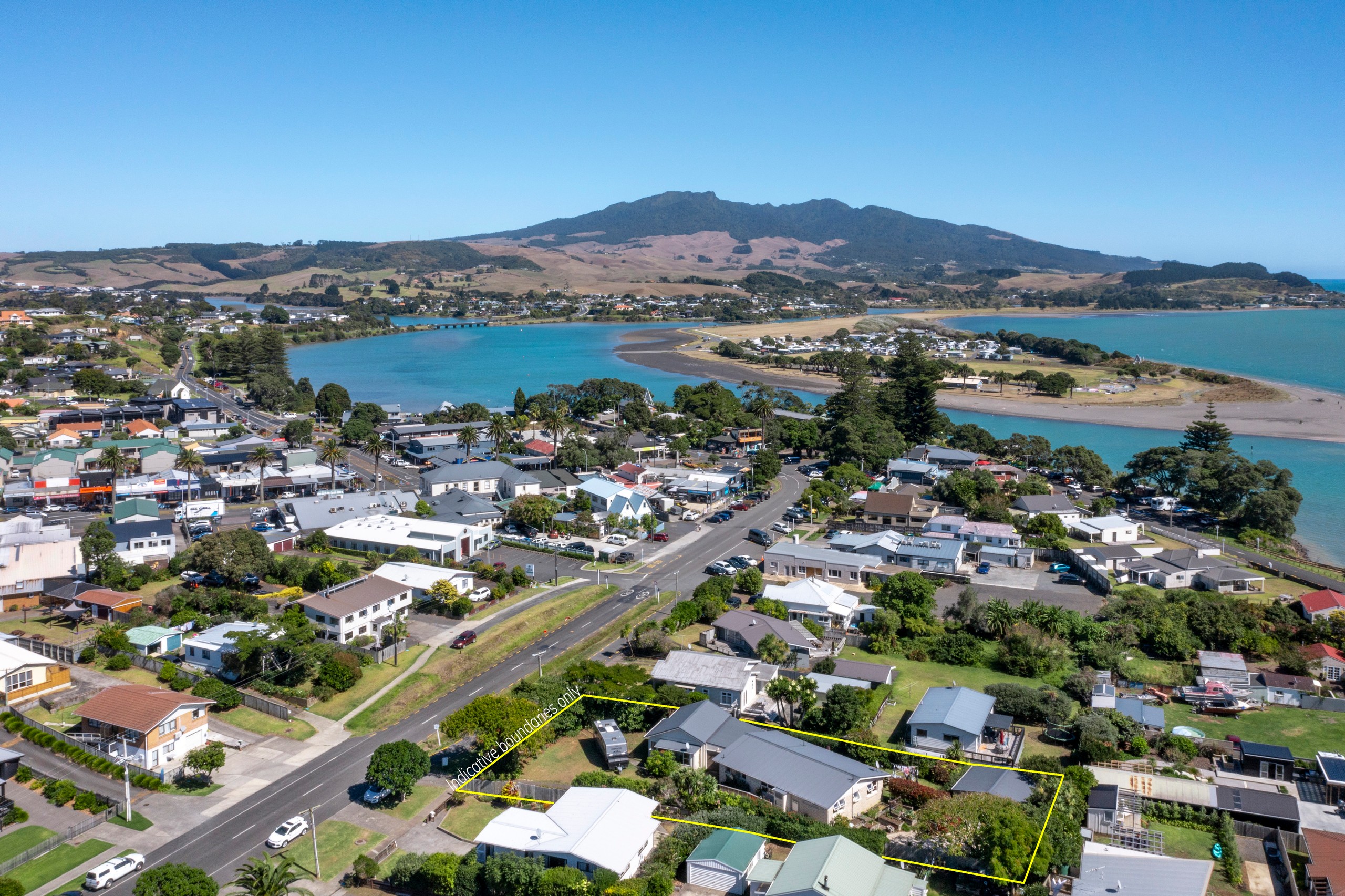 24 Wallis Street, Raglan, Waikato District