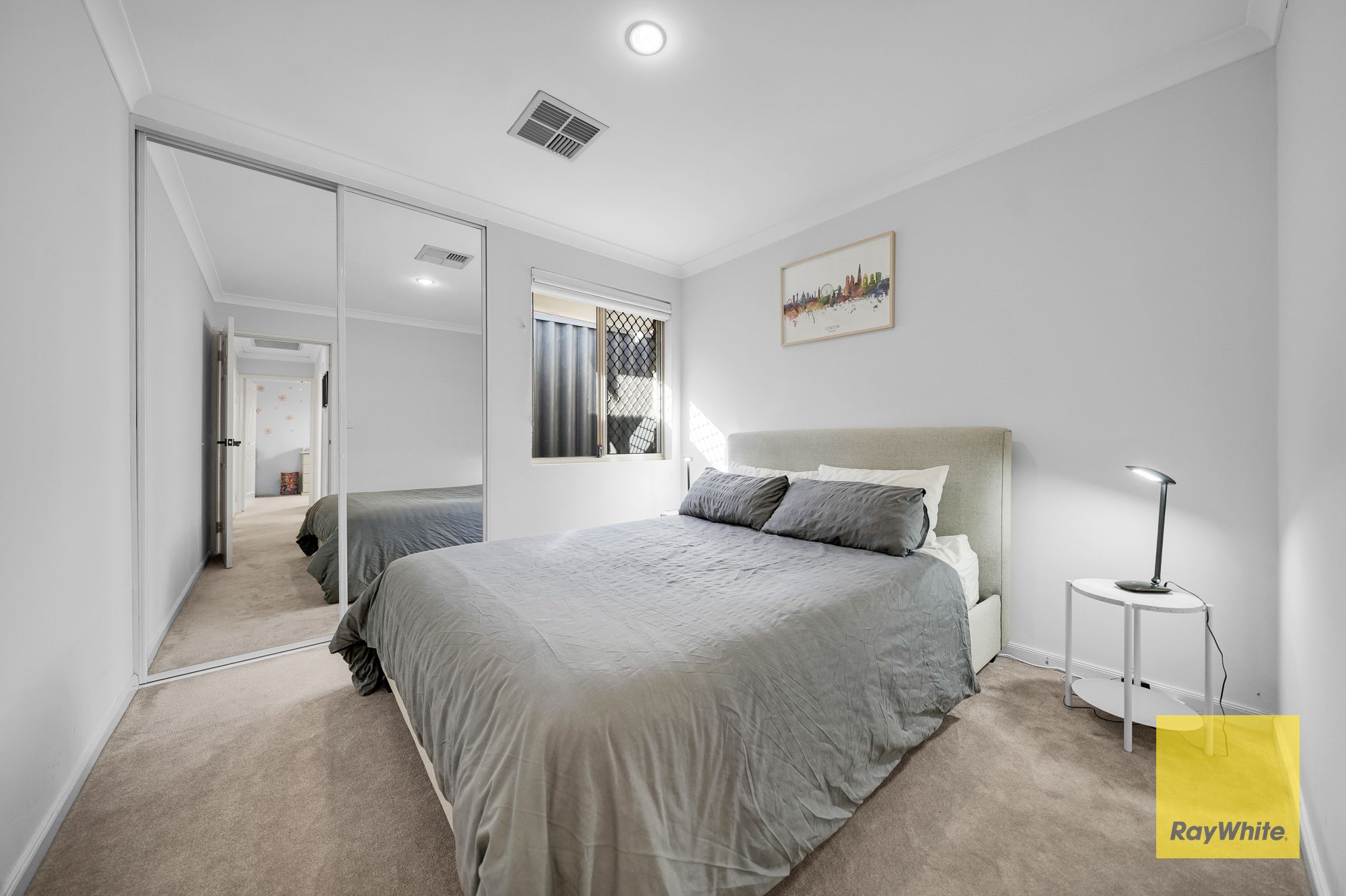 58B Blythe Avenue — photo 11 of 27