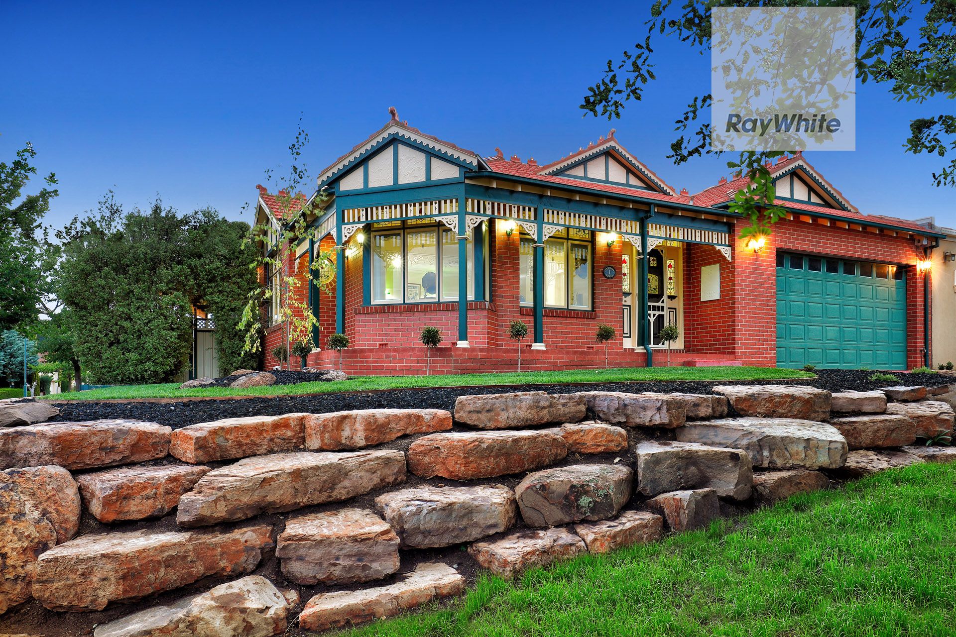 1 Lewiston Grove, Greenvale, VIC 3059