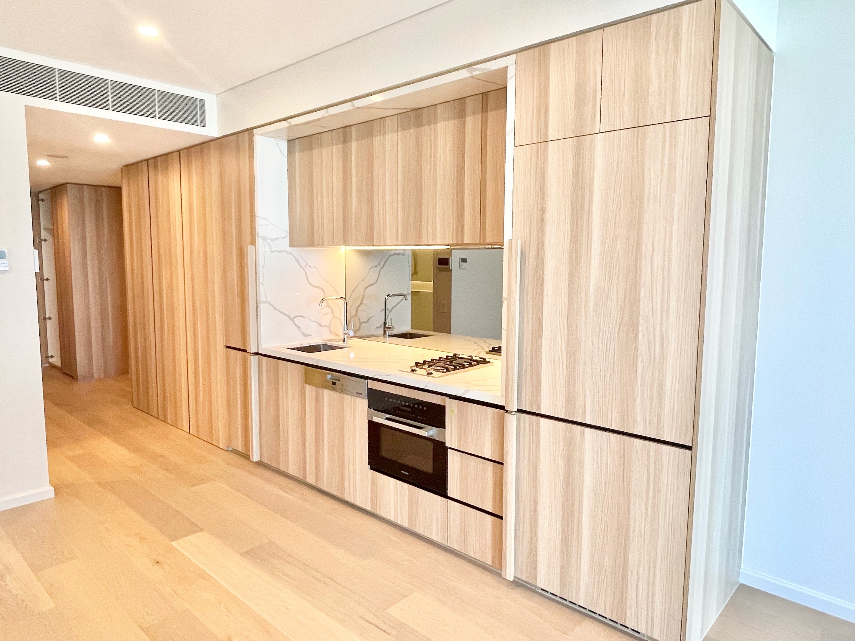 1605/500 Pacific Highway, St Leonards, NSW 2065