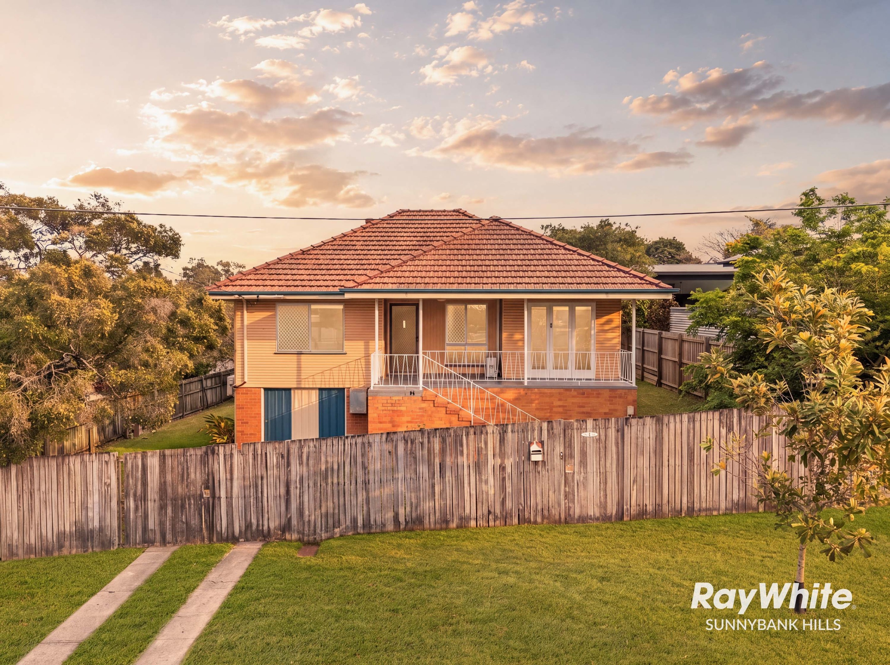 2 Walkers Drive, Balmoral, QLD 4171