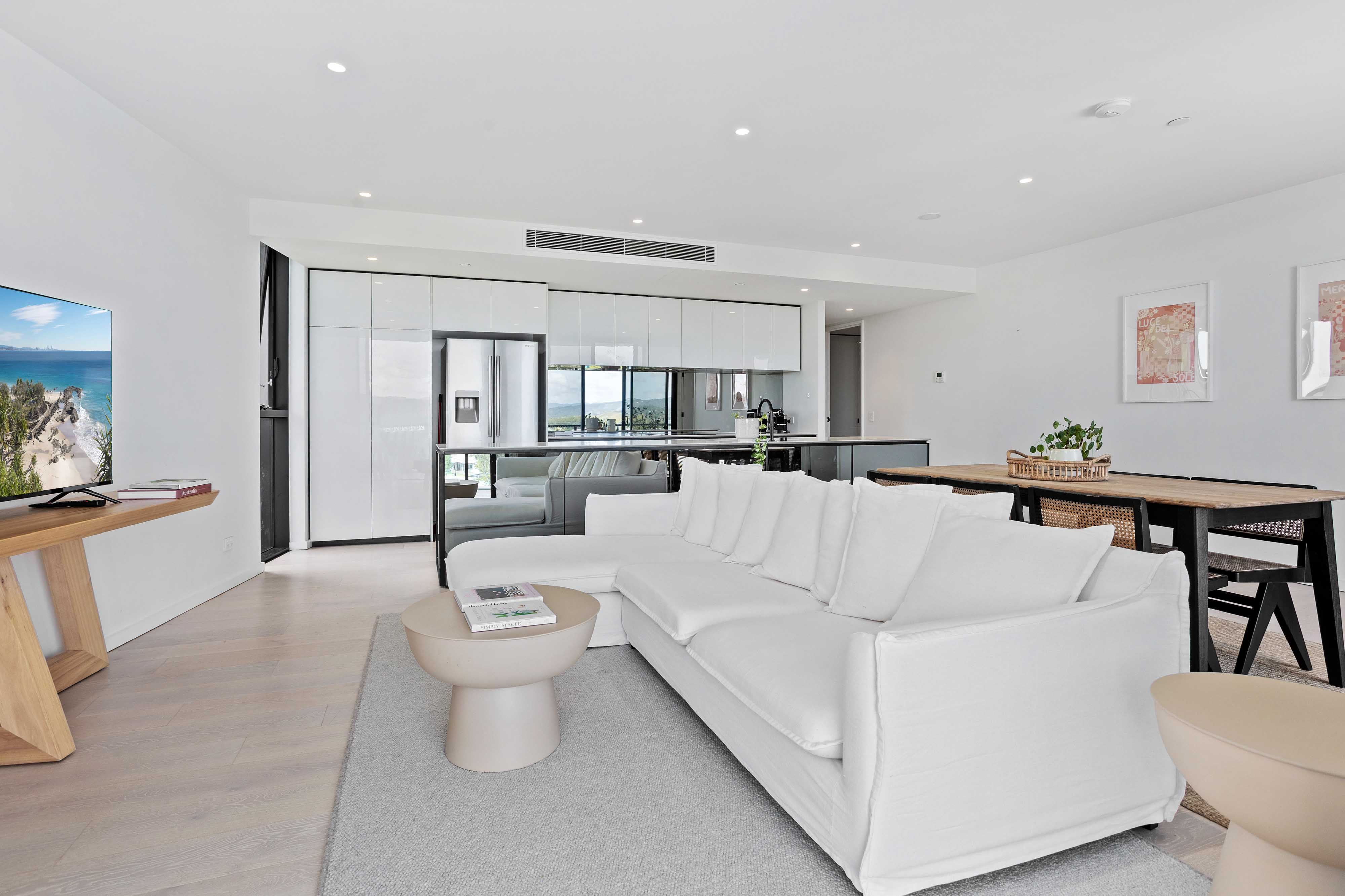 2509/1328 Gold Coast Highway — photo 4 of 18