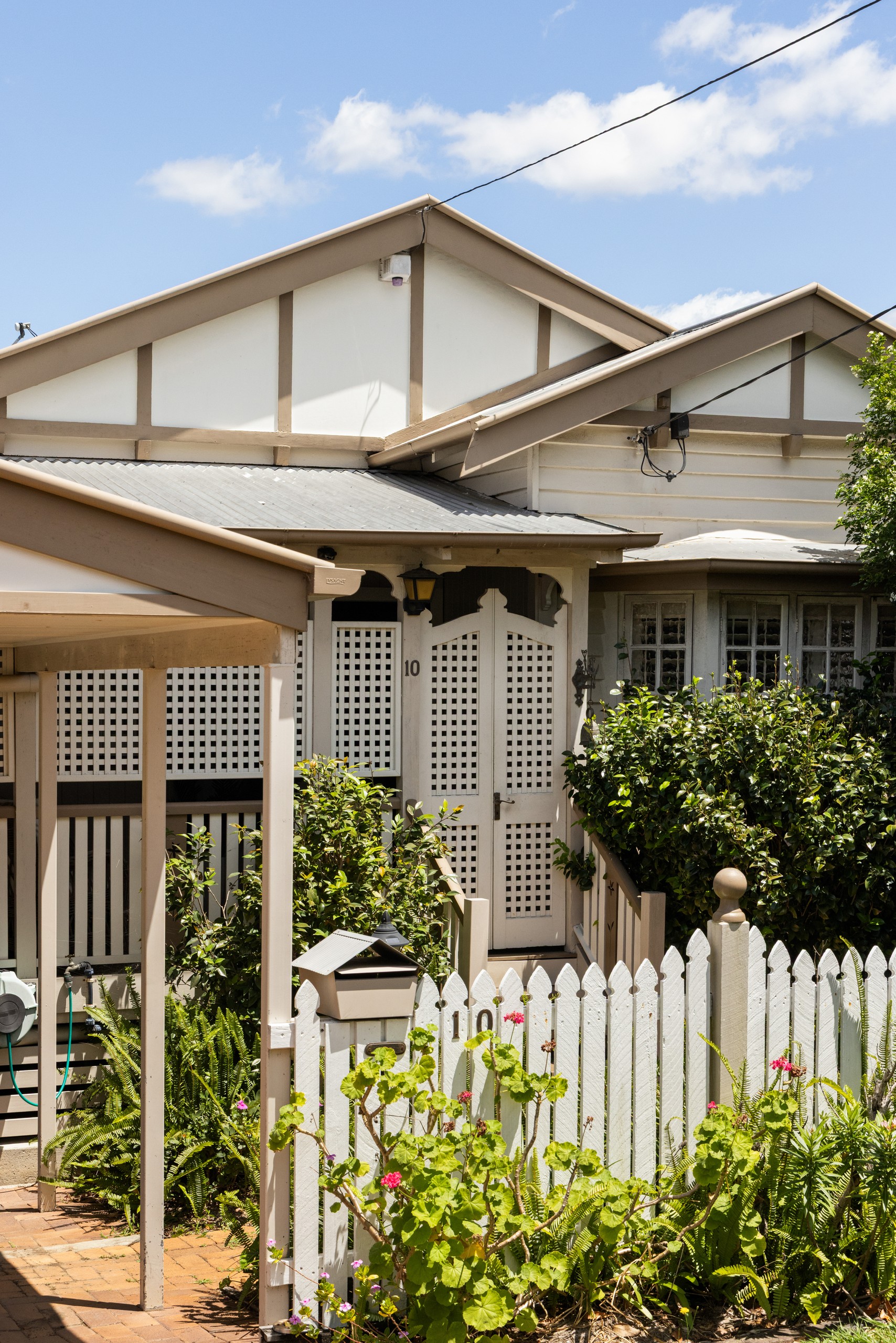 10 Yarraman Street, Lutwyche, QLD 4030