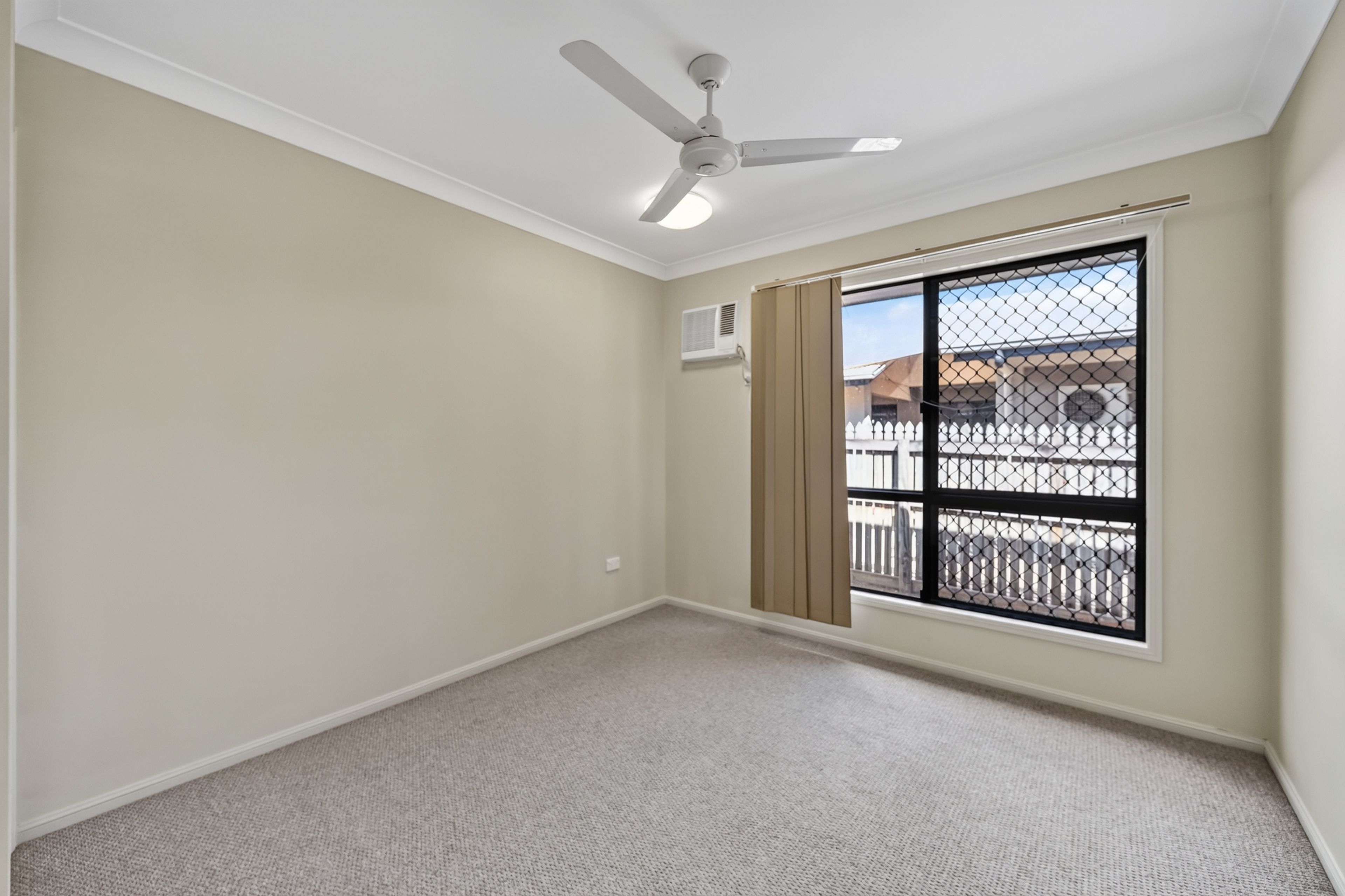 24 Greentree Circuit — photo 10 of 18