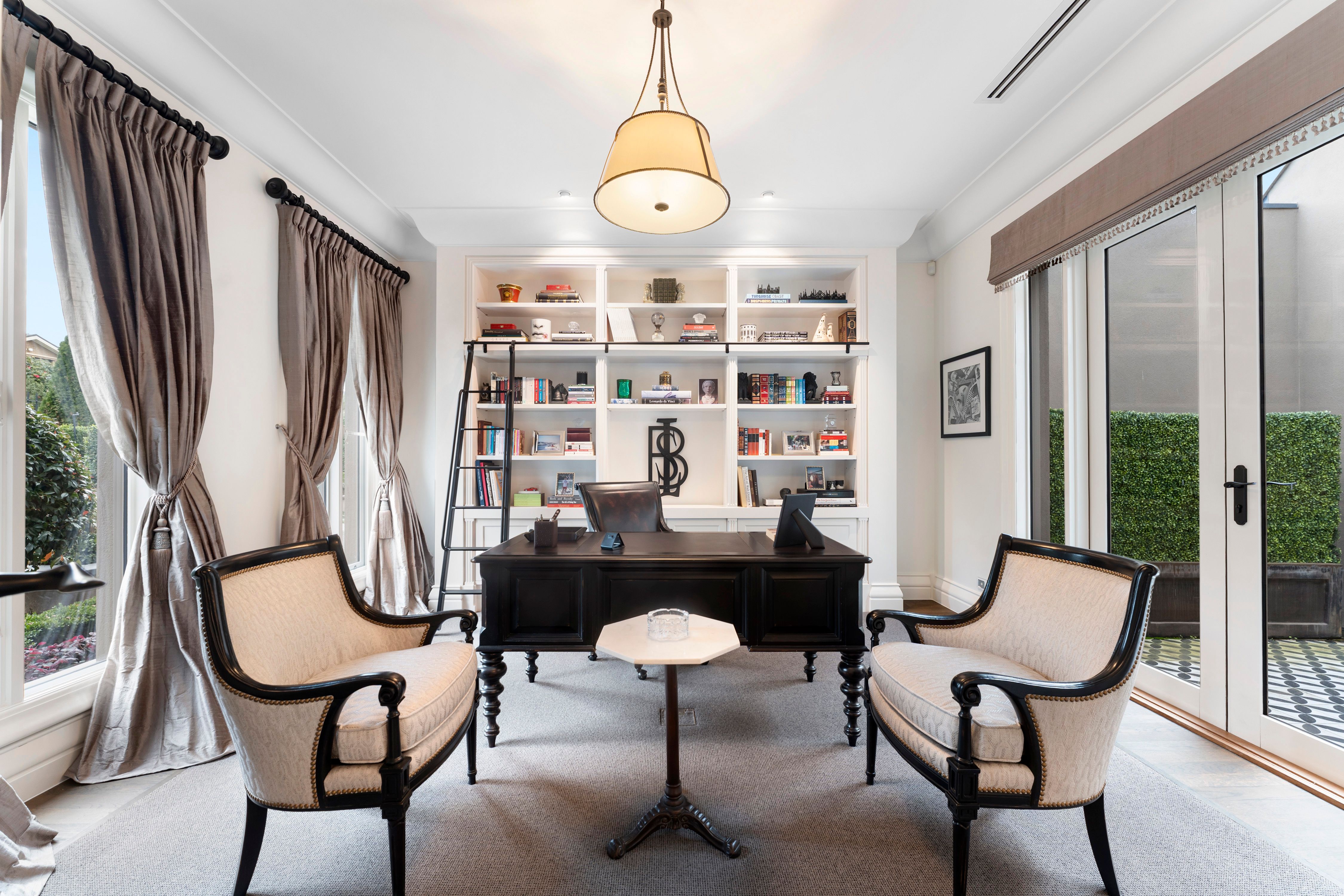 10 Gwingana Crescent — photo 4 of 30