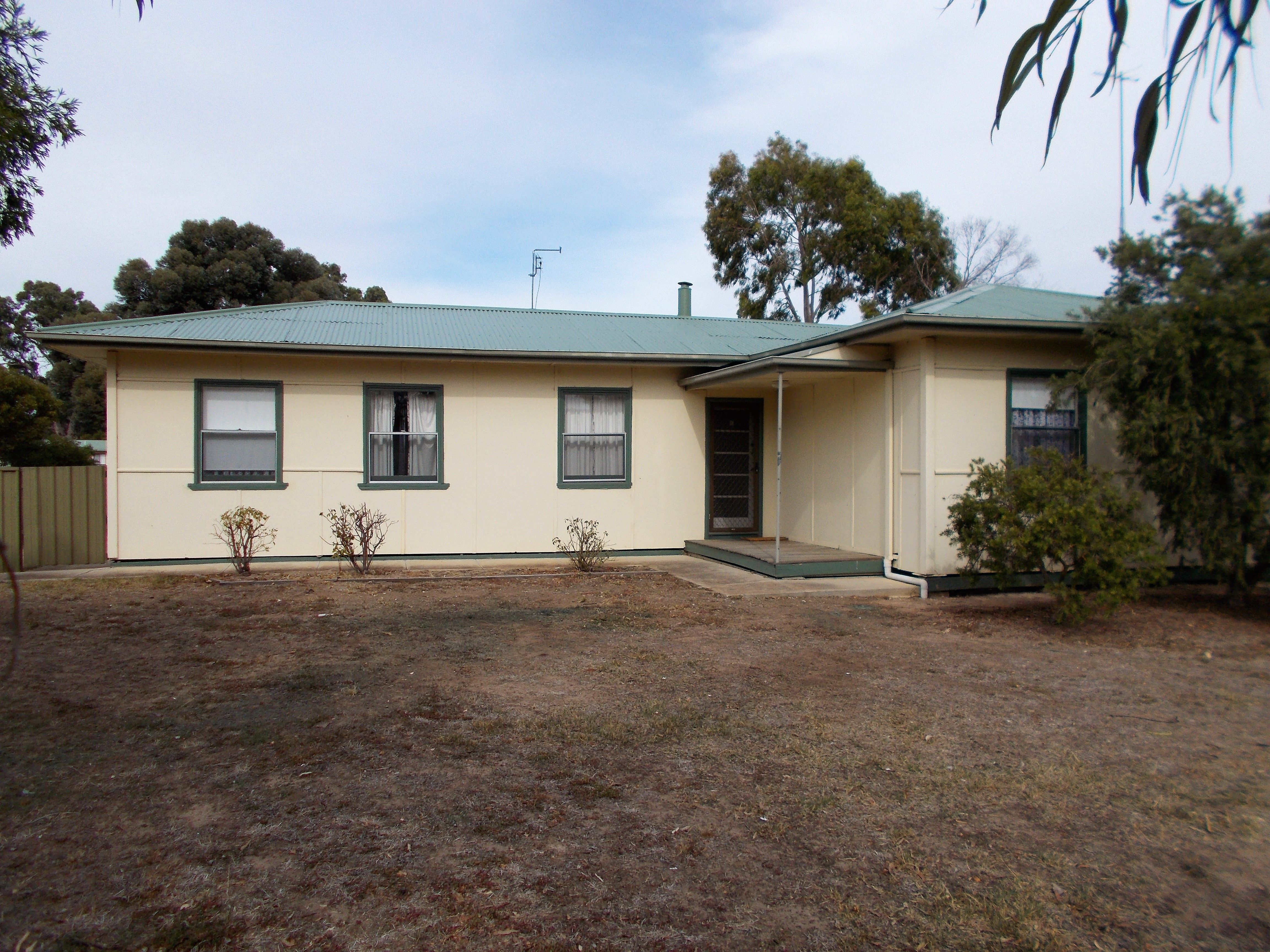 208 Victoria Parade, Bordertown SA 5268