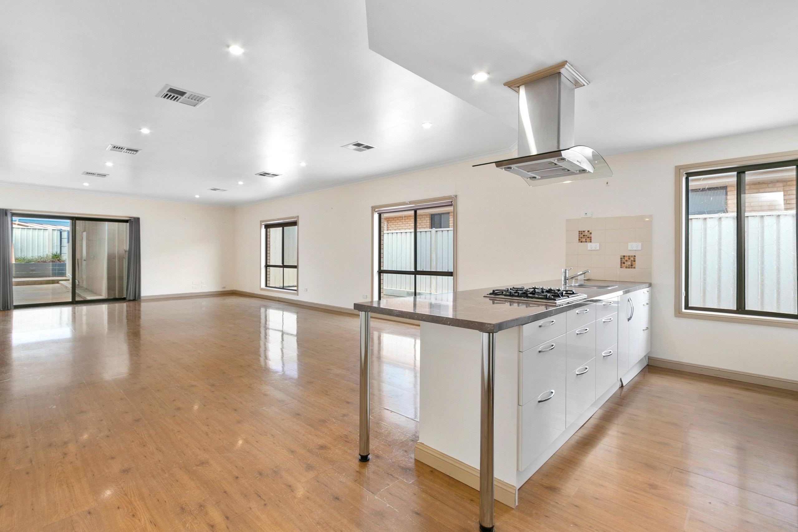 2 Pommern Way, Wallaroo, SA 5556