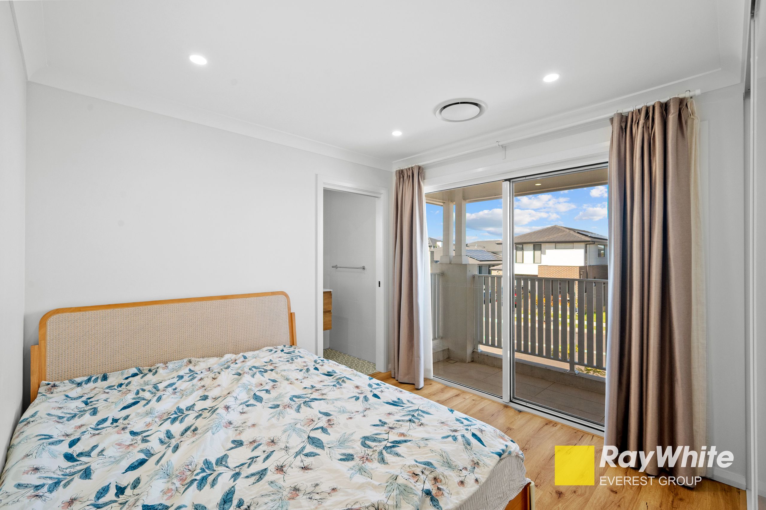 6 Amarina Boulevard — photo 10 of 24