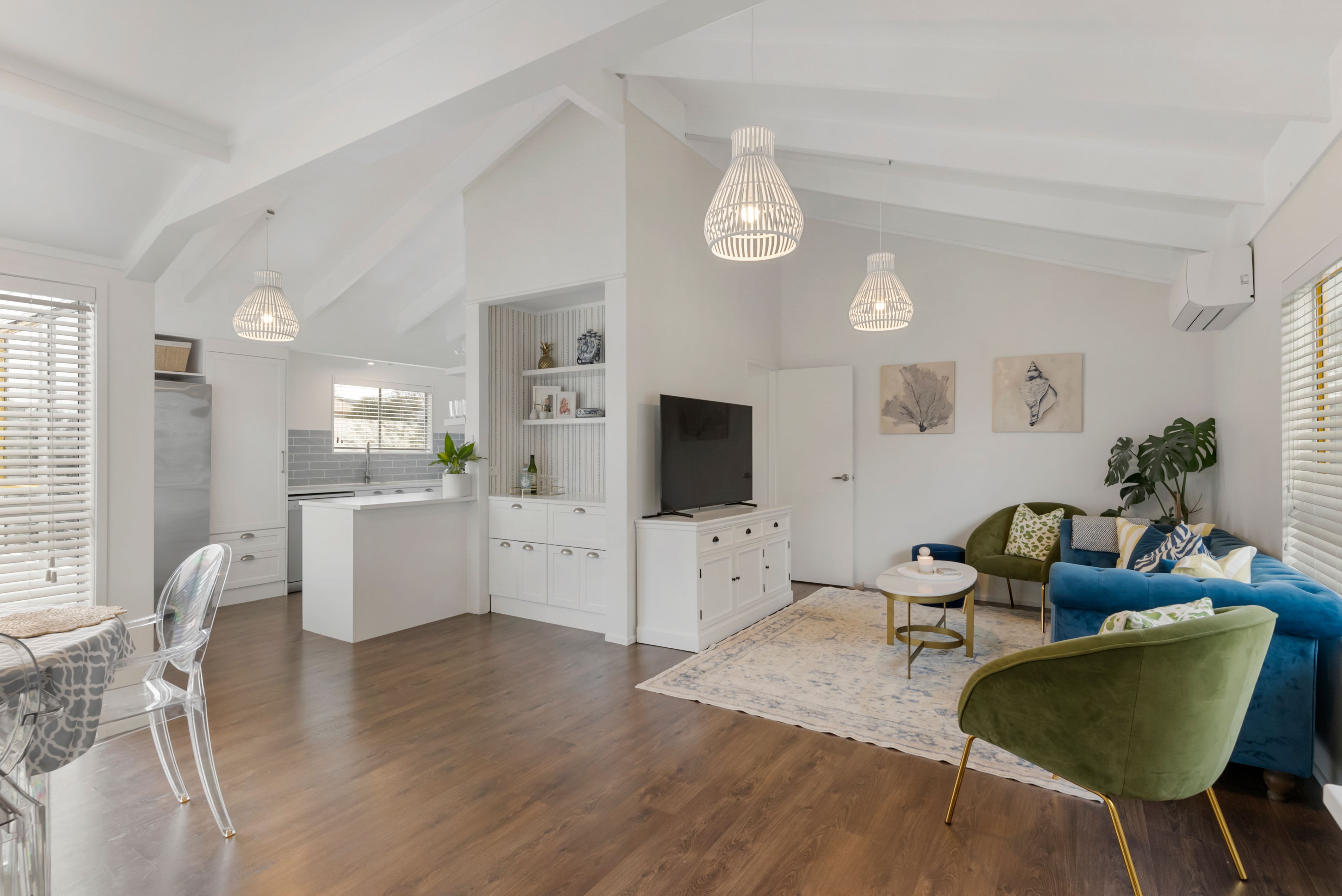 2/23 Aeroview Drive, Beach Haven, North Shore City