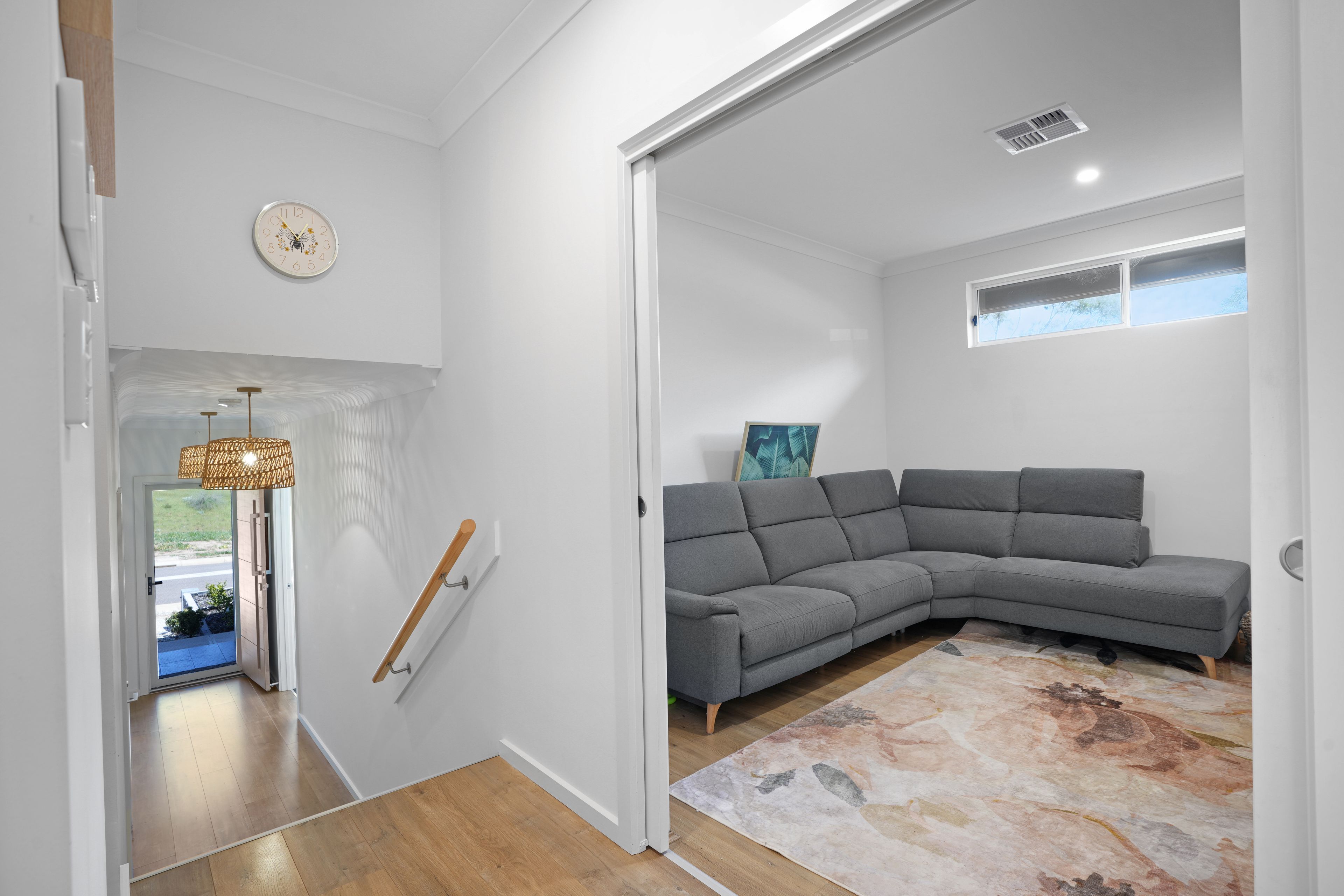 42 Highview Drive — photo 3 of 10