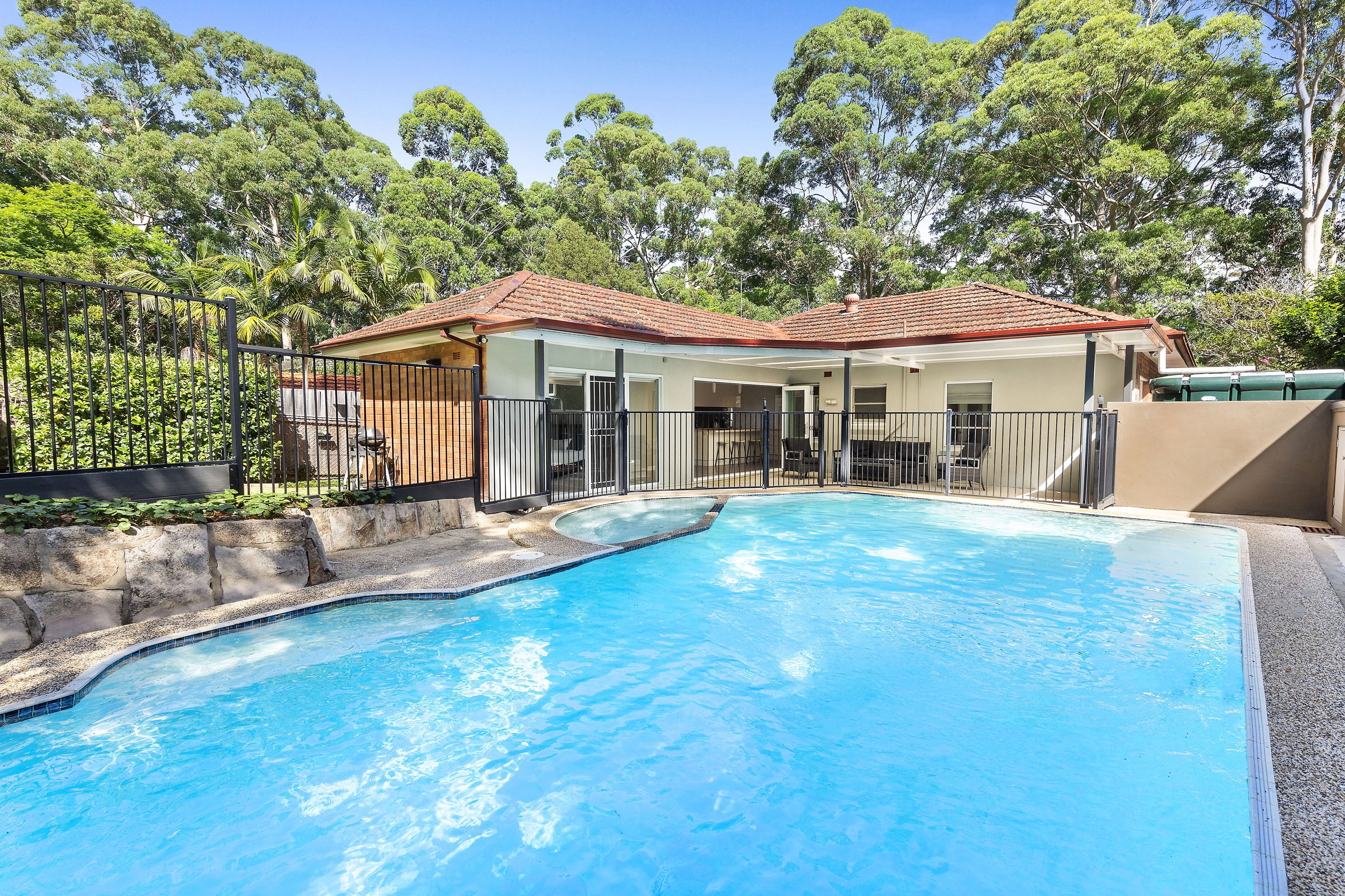 92 Denman Parade, Normanhurst, NSW 2076