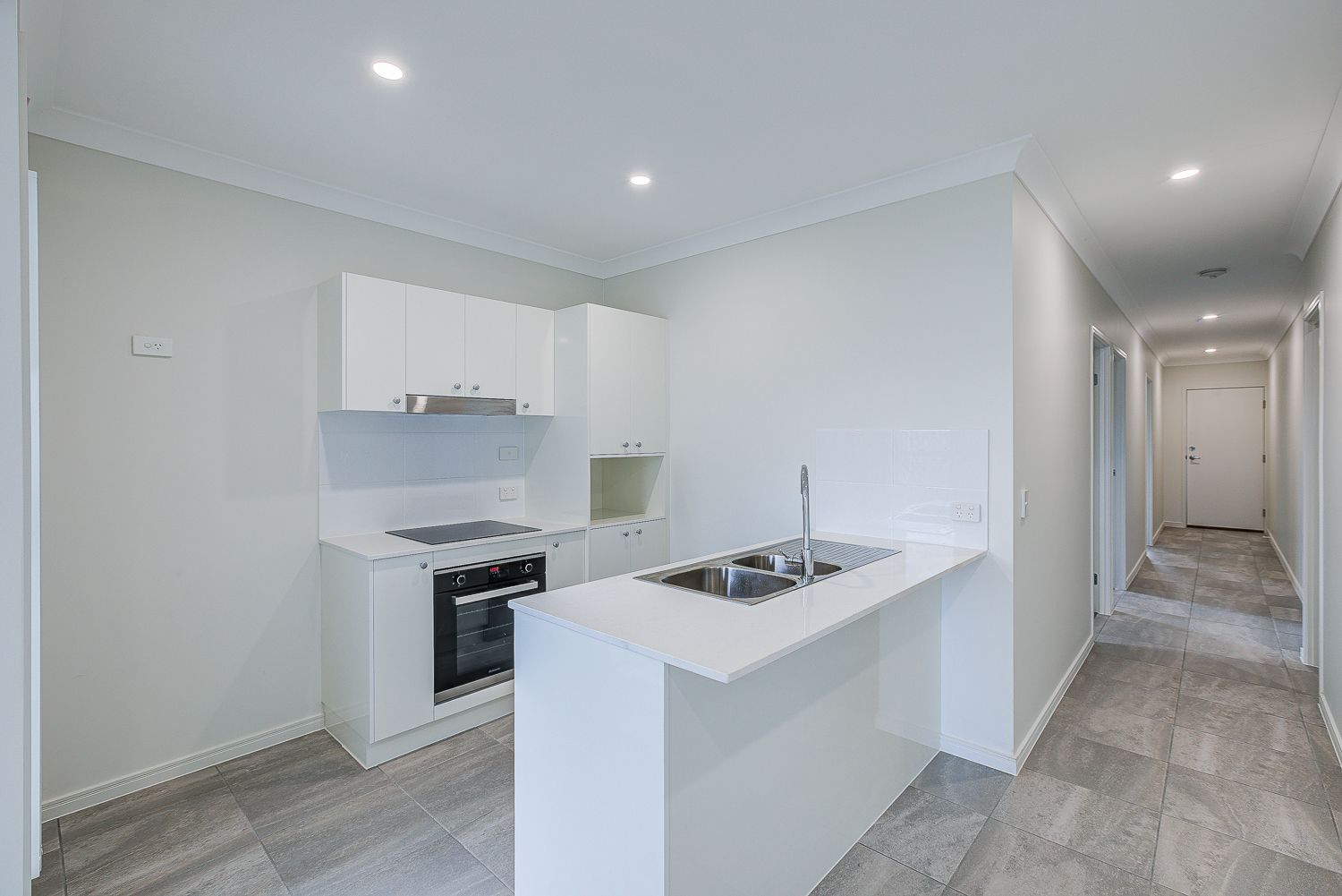 1/12 Sugar Maple Place, Park Ridge, QLD 4125