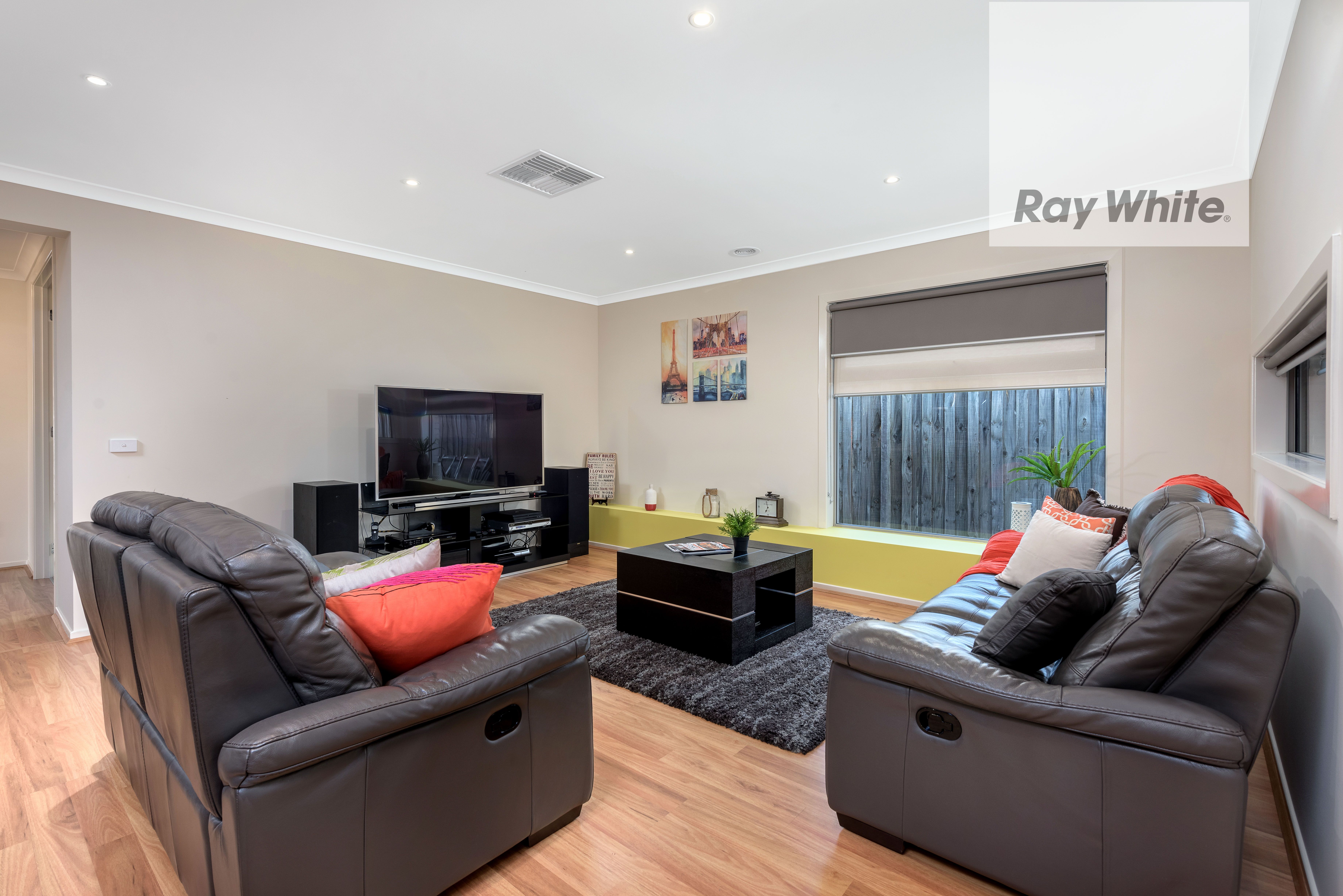 6 Hanmer Drive, South Morang, VIC 3752