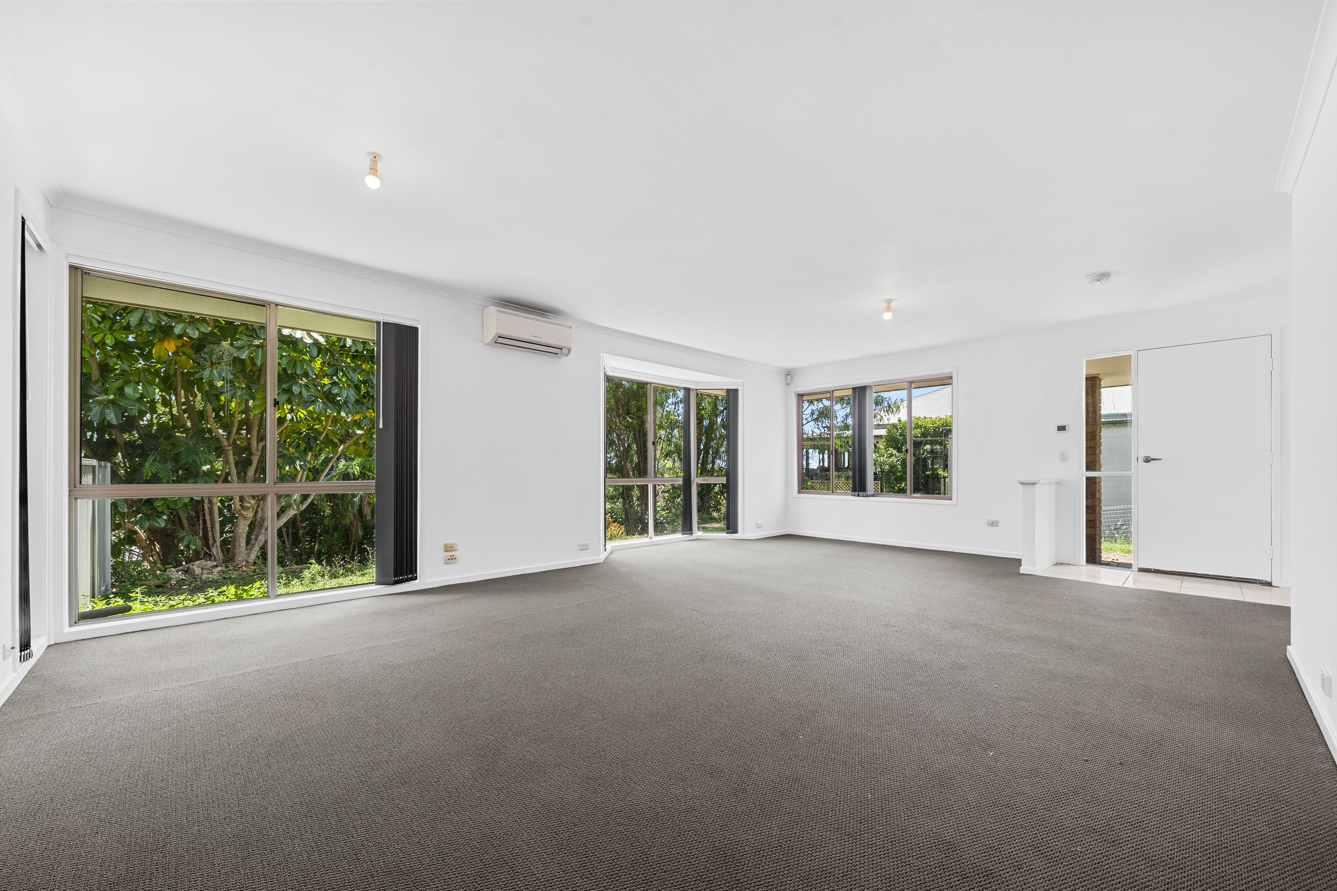 65 Mount Warren Boulevard, Mount Warren Park, QLD 4207