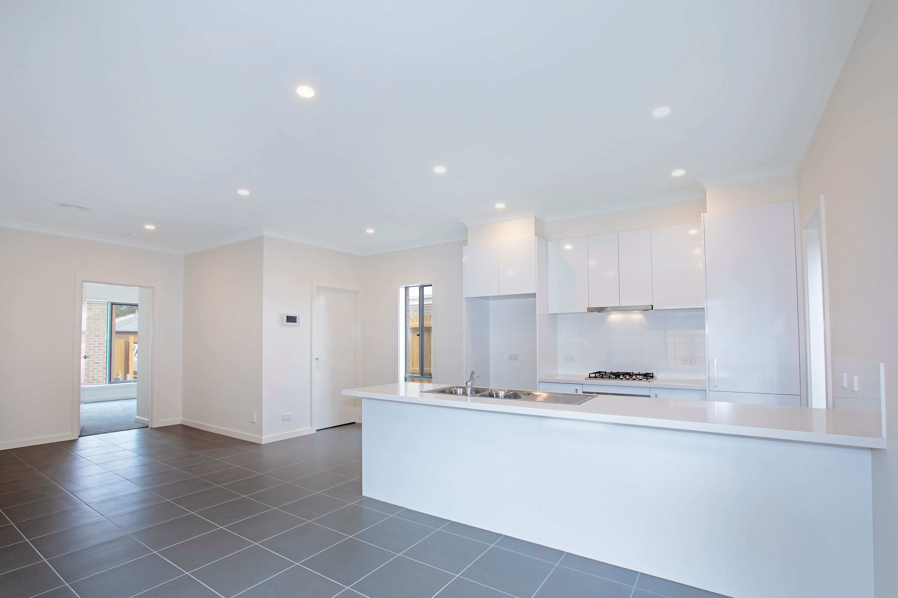 10/8-10 Regent Street, Whittington, VIC 3219