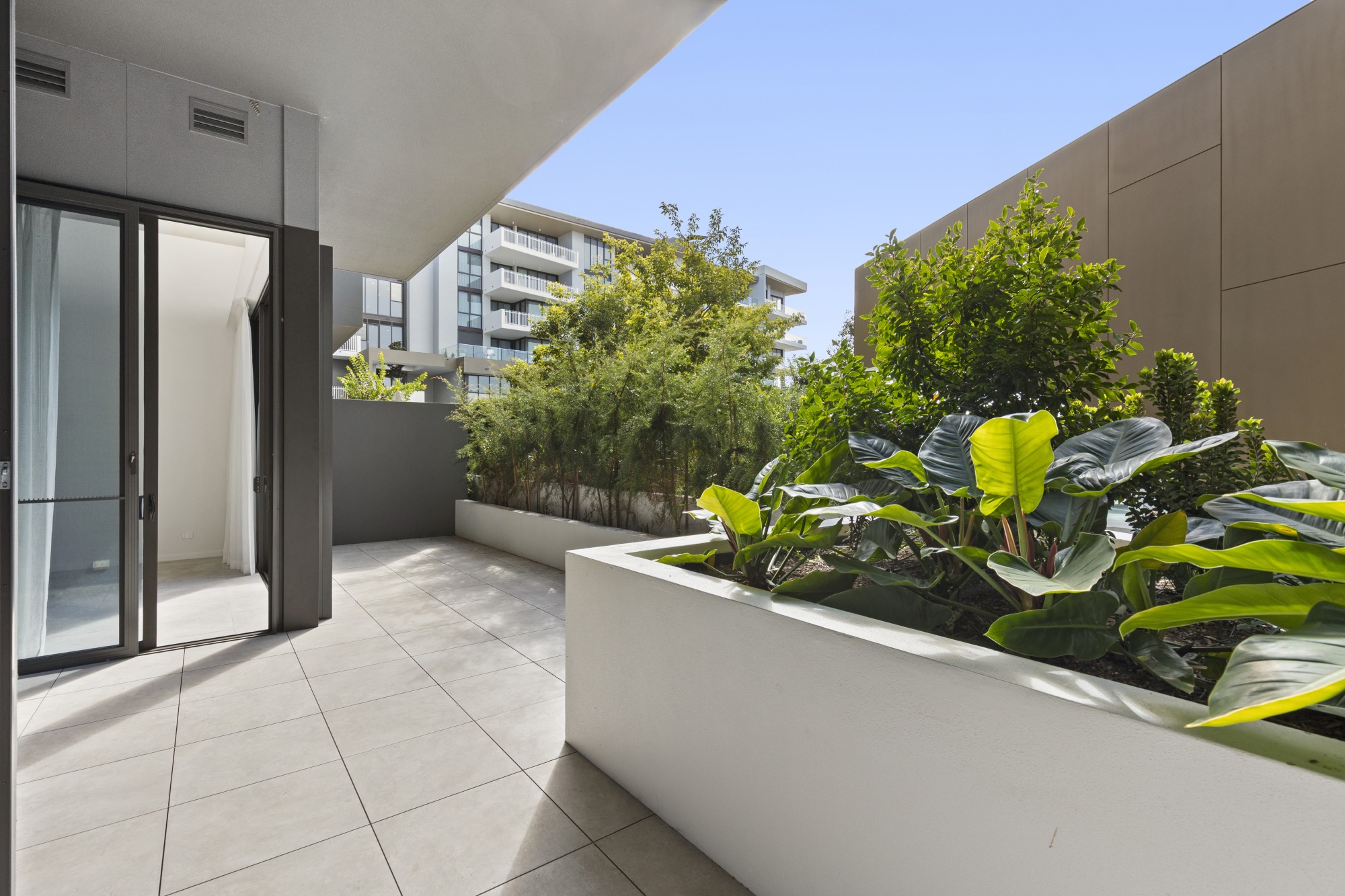 107/100 Lakeview Boulevard, Mermaid Waters, QLD 4218