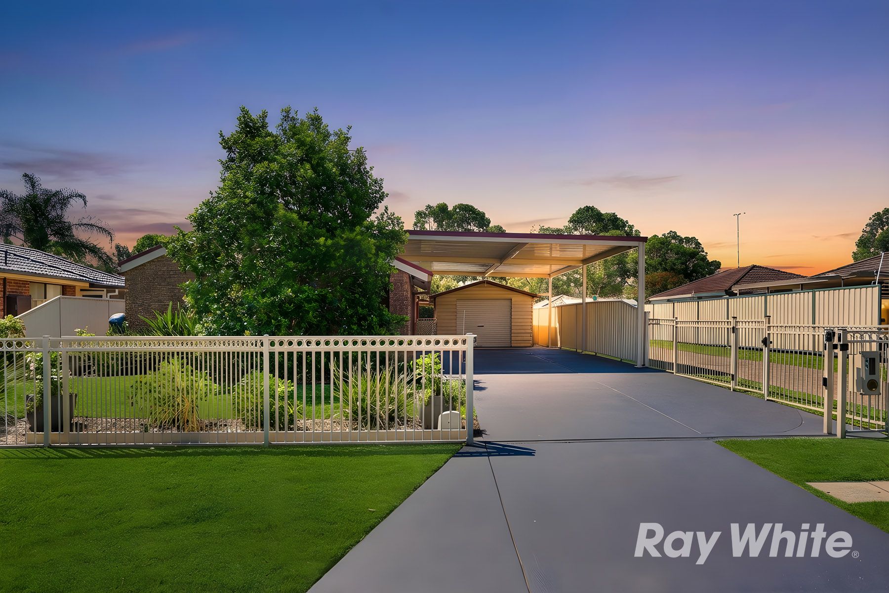 33 Madison Circuit, St Clair, NSW 2759