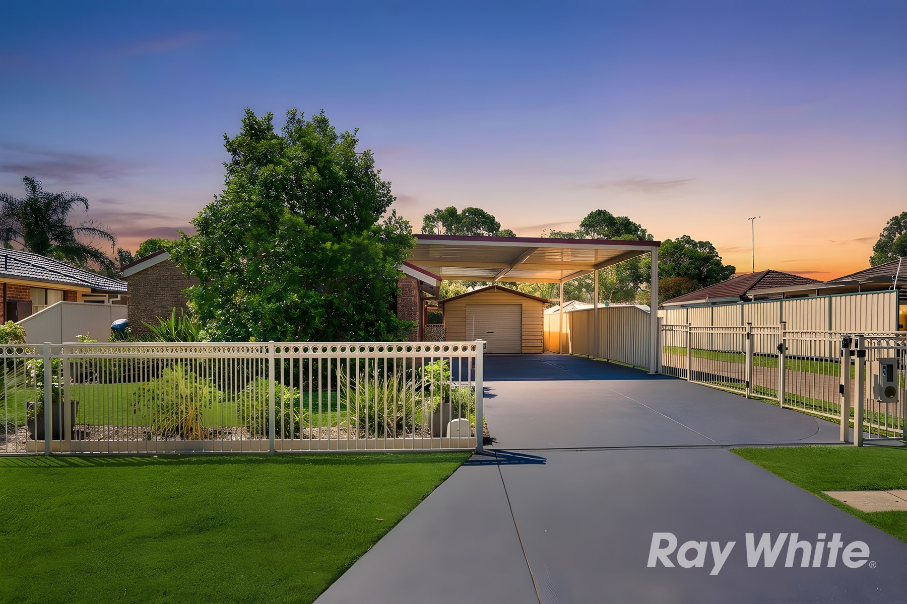 33 Madison Circuit, St Clair, NSW 2759