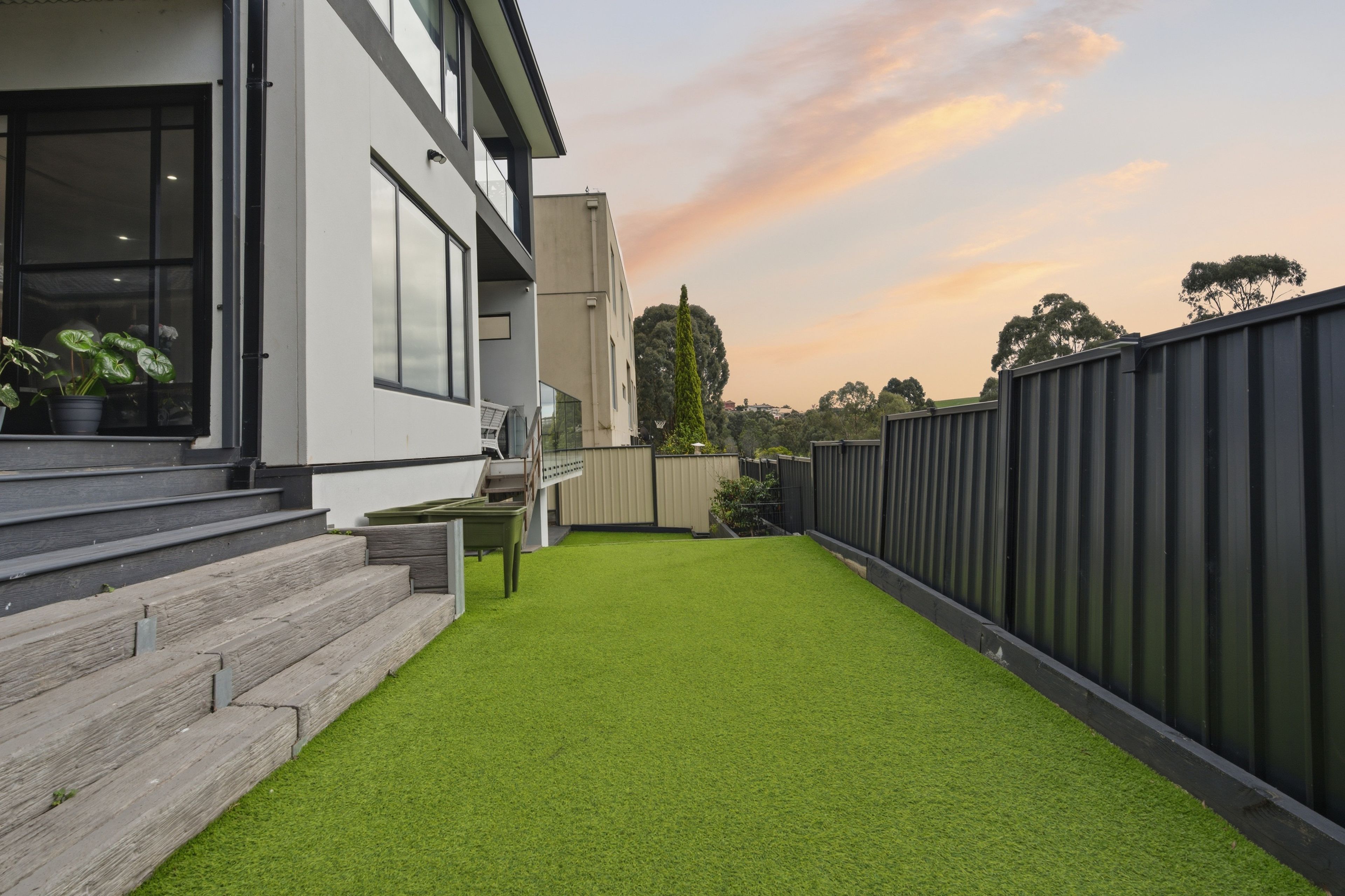 22 Linlithgow Way — photo 15 of 18