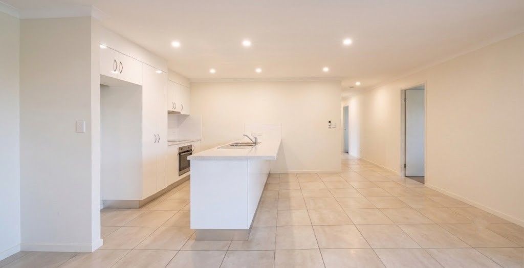 47 Trader Crescent, Cannonvale, QLD 4802