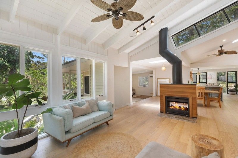20 Surfrider Avenue, North Avoca, NSW 2260