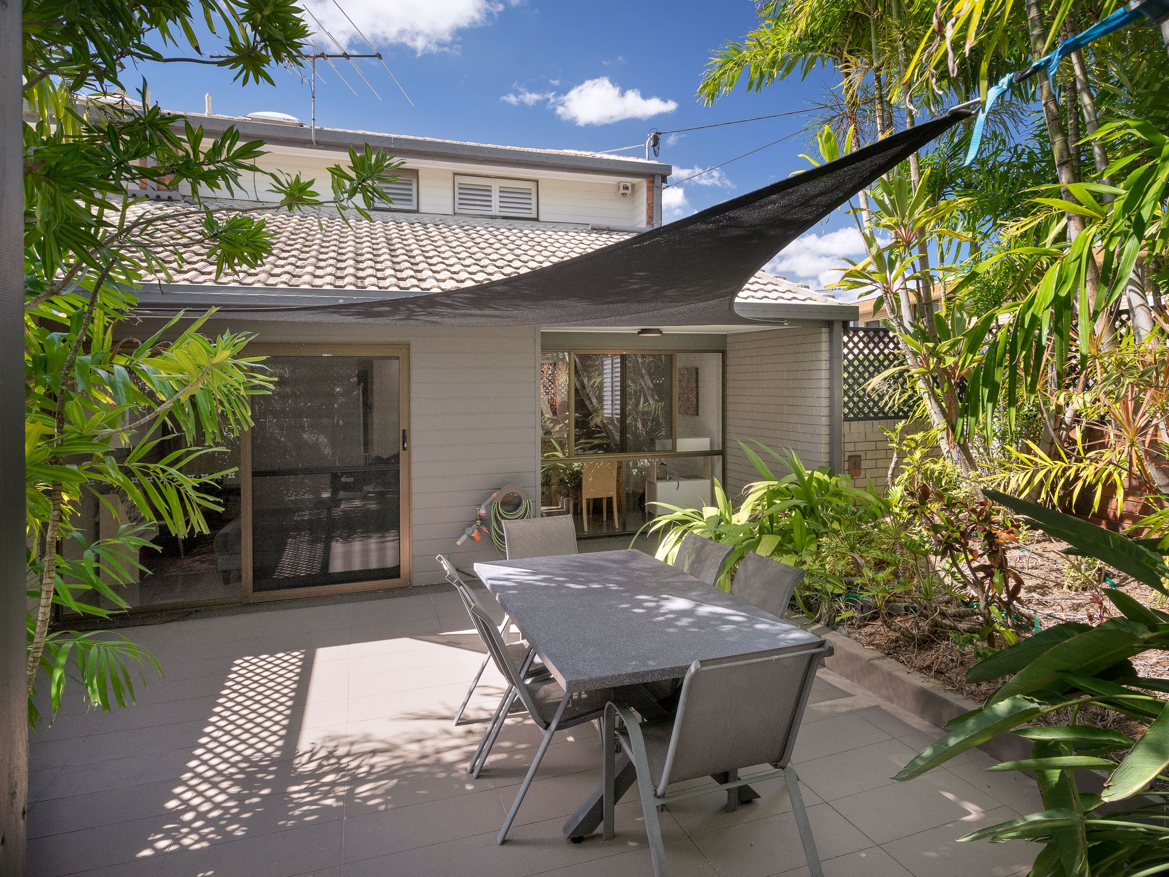 22 Hamel Street, Camp Hill QLD 4152