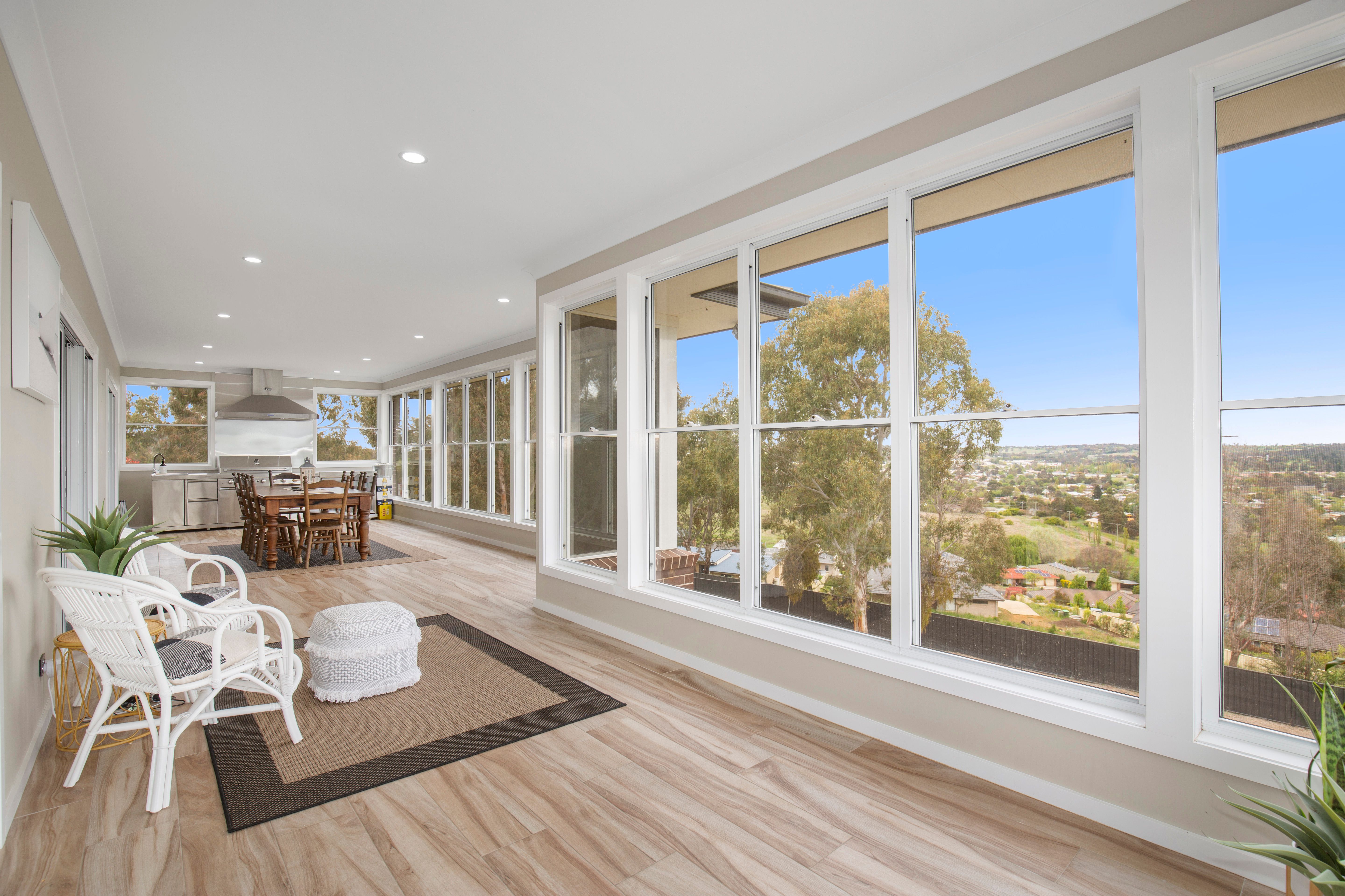 30 Grandview Crescent, Armidale NSW 2350