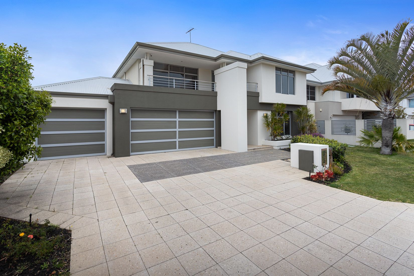 10 Granich Gardens, Woodlands, WA 6018
