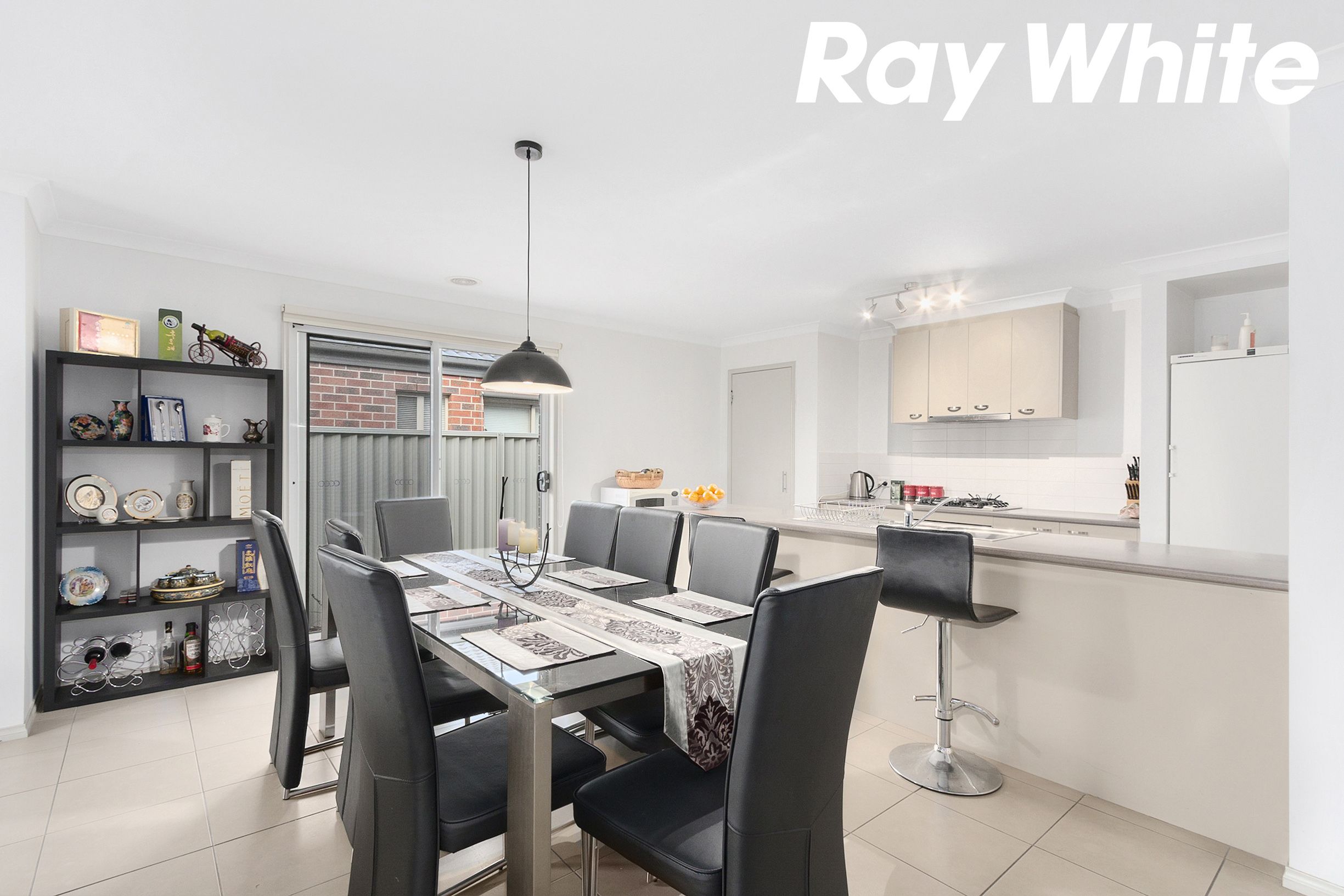 6 Wonboyn Close, Pakenham, VIC 3810