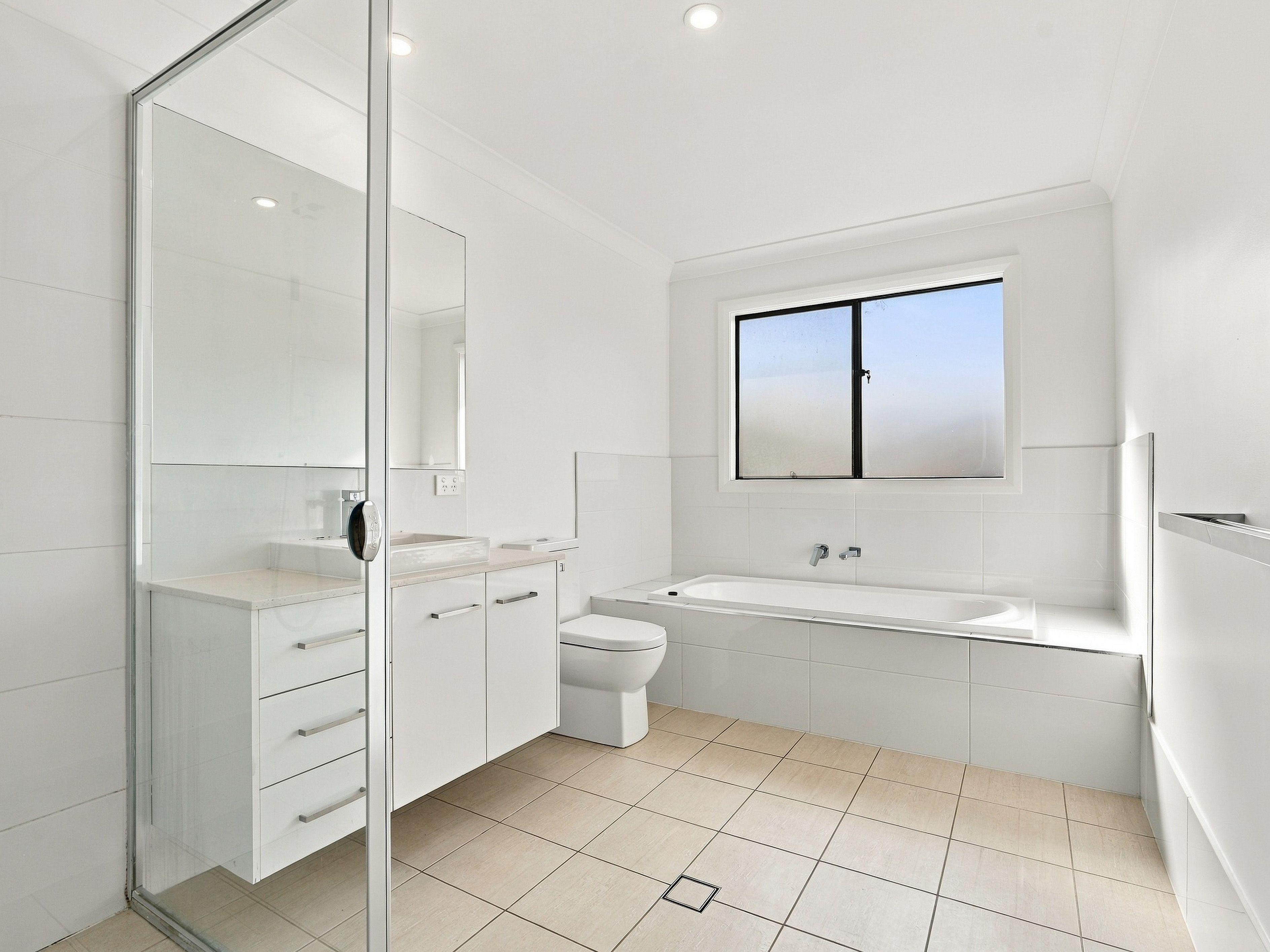 33 Gaites Drive — photo 11 of 23