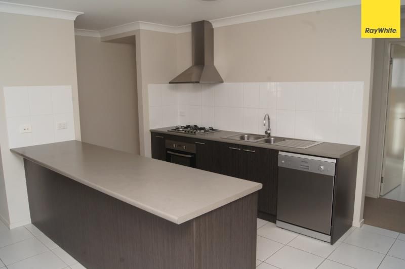 75 Valentine Circuit, Augustine Heights, QLD 4300